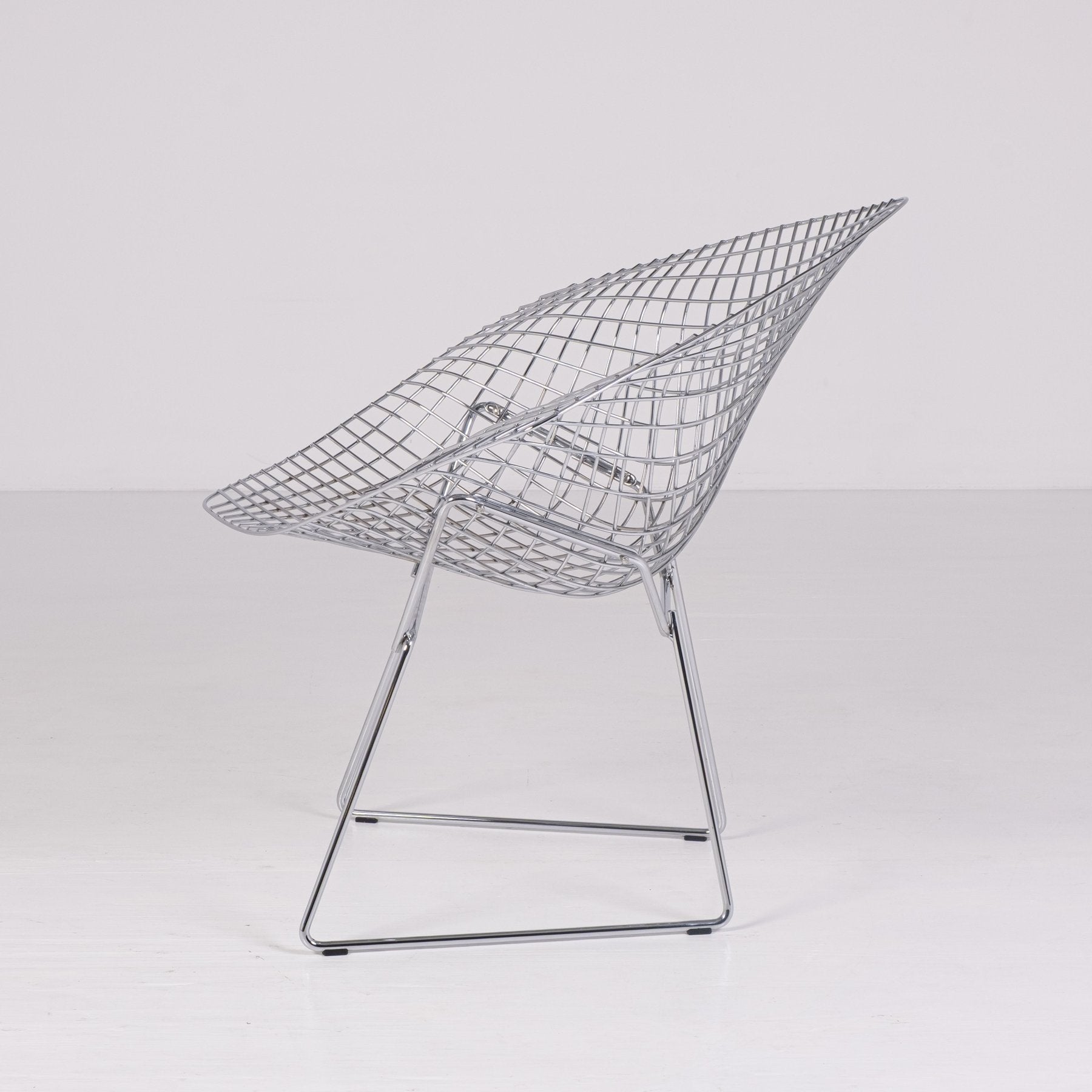 Knoll Diamond chair