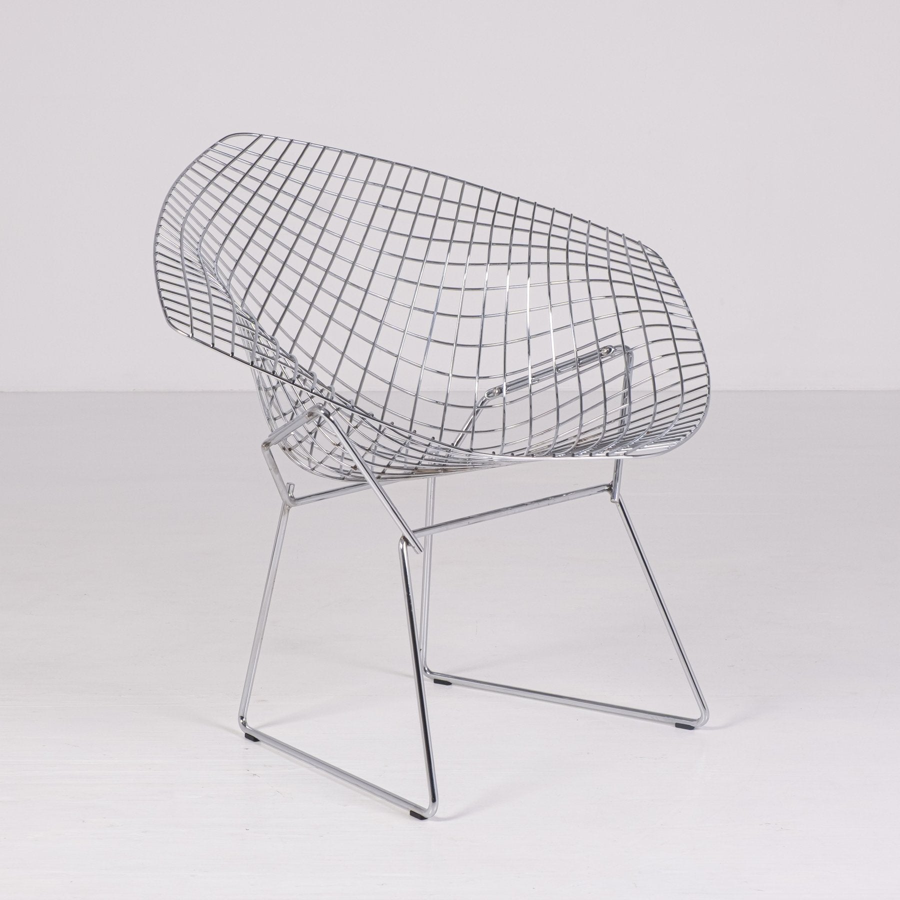 Knoll Diamond chair