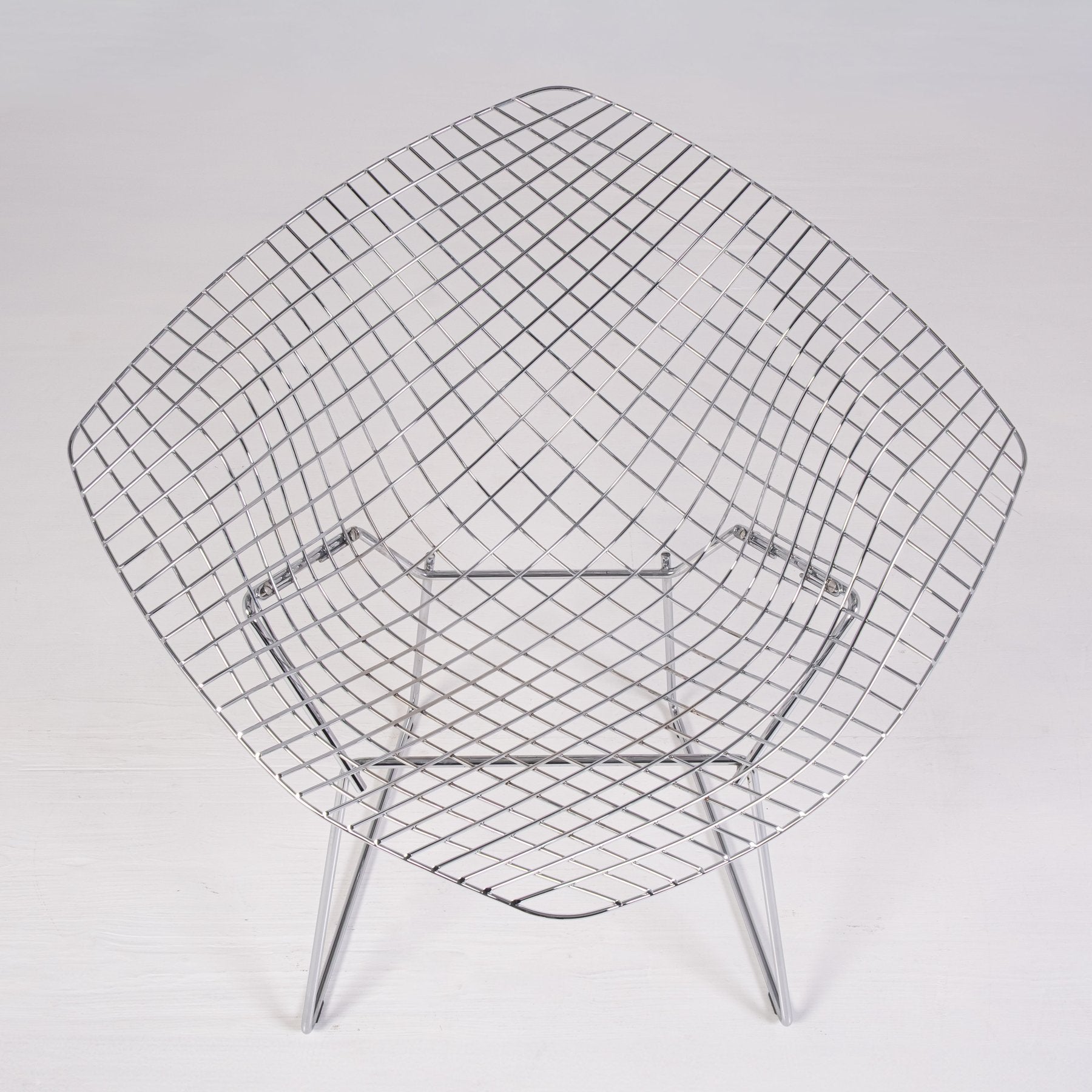 Knoll Diamond chair