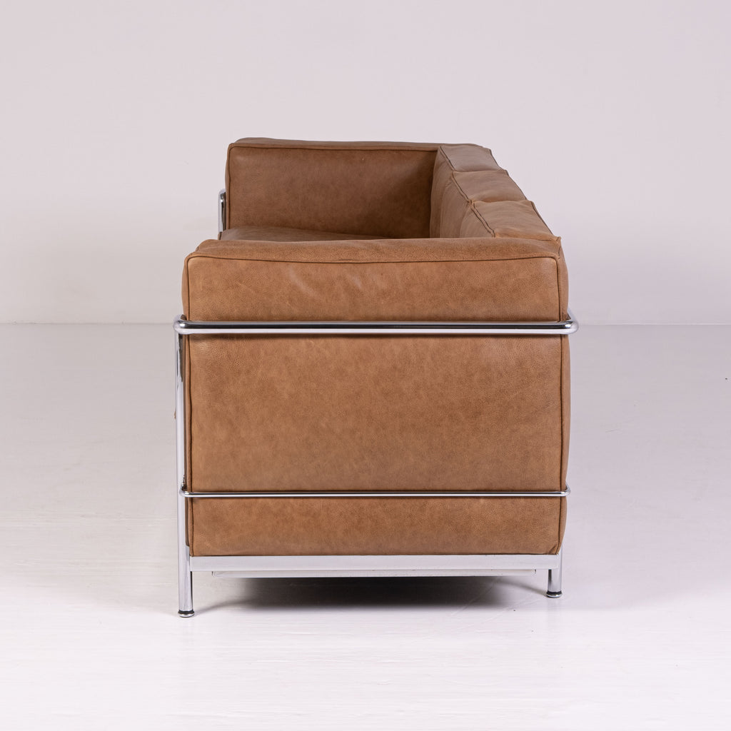 LC2 three-seater sofa by Le Corbusier, Pierre Jeanneret, and Charlotte Perriand for Cassina
