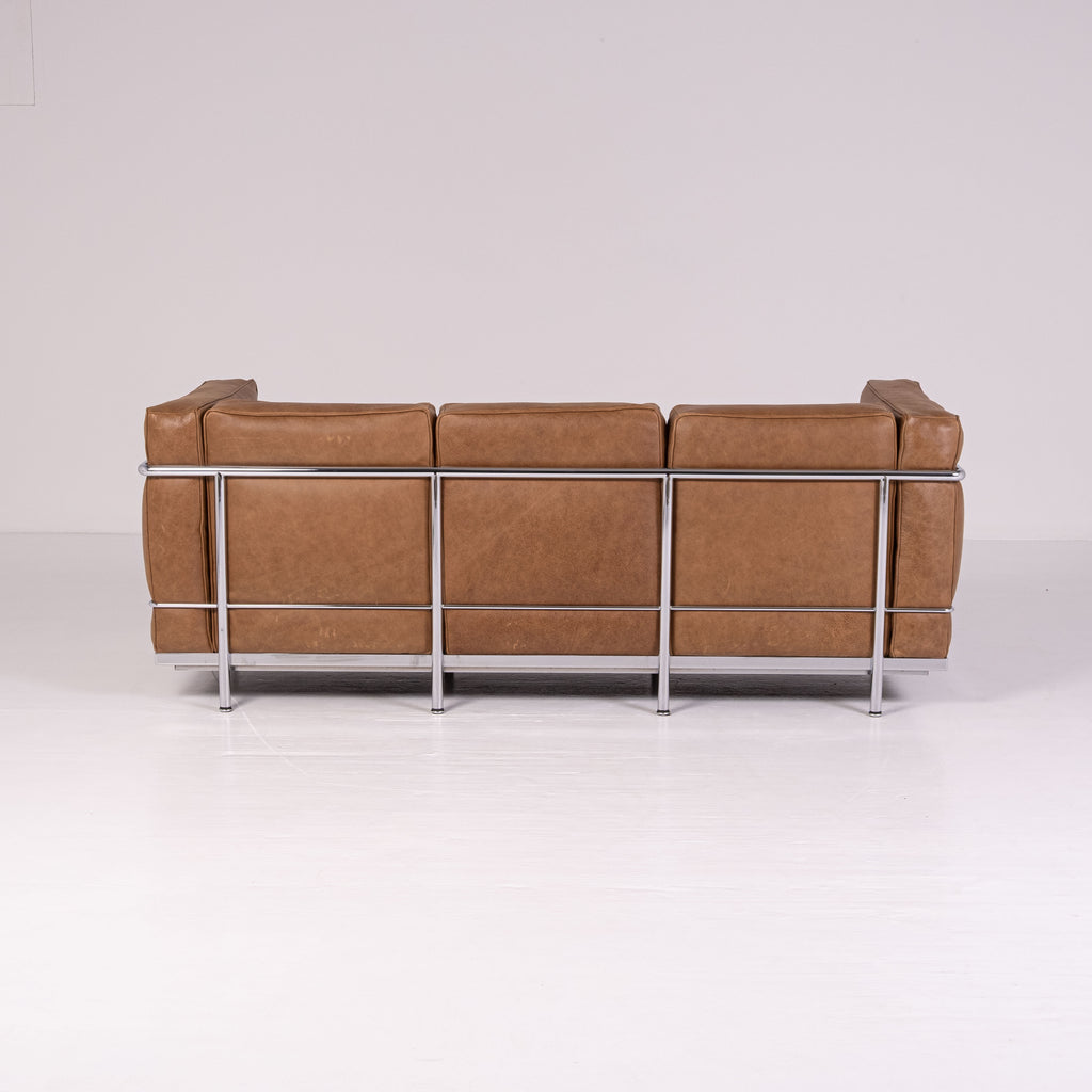 LC2 three-seater sofa by Le Corbusier, Pierre Jeanneret, and Charlotte Perriand for Cassina