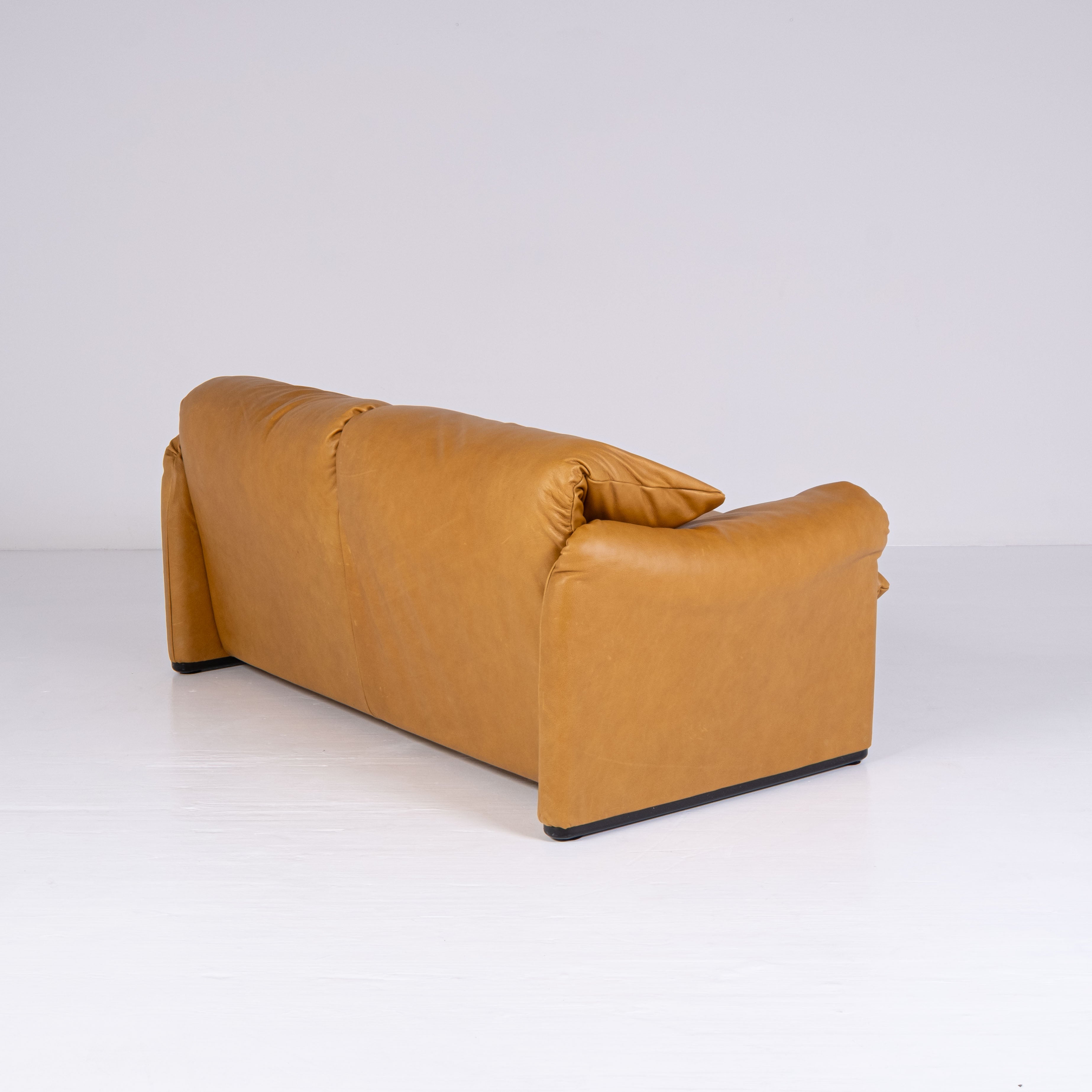 Canapé Maralunga par Vico Magistretti pour Cassina