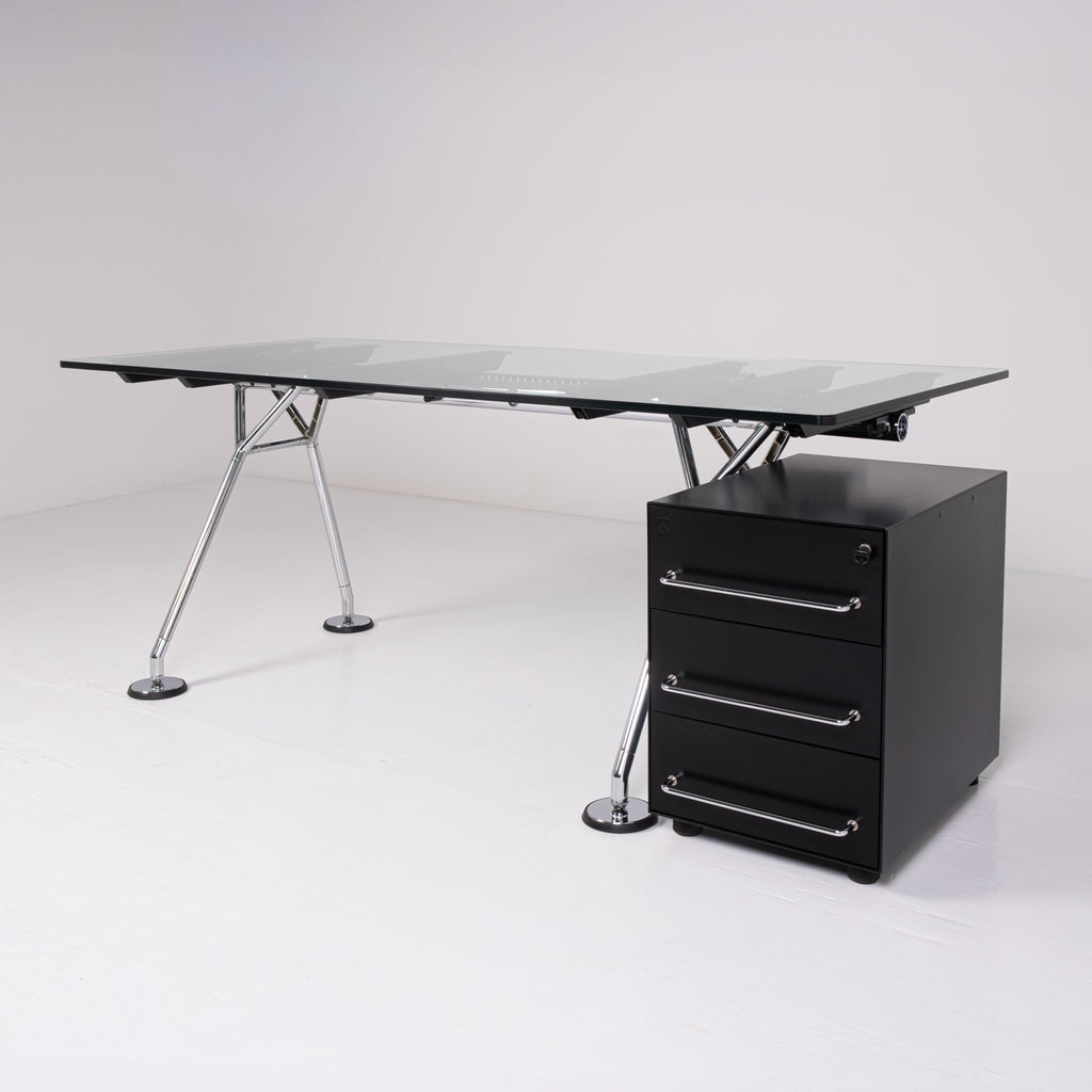 Bureau Nomos de Norman Foster pour Tecno