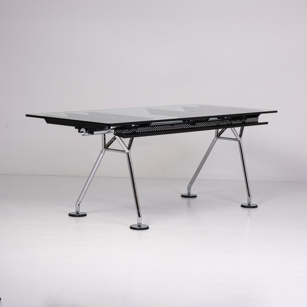 Bureau Nomos de Norman Foster pour Tecno