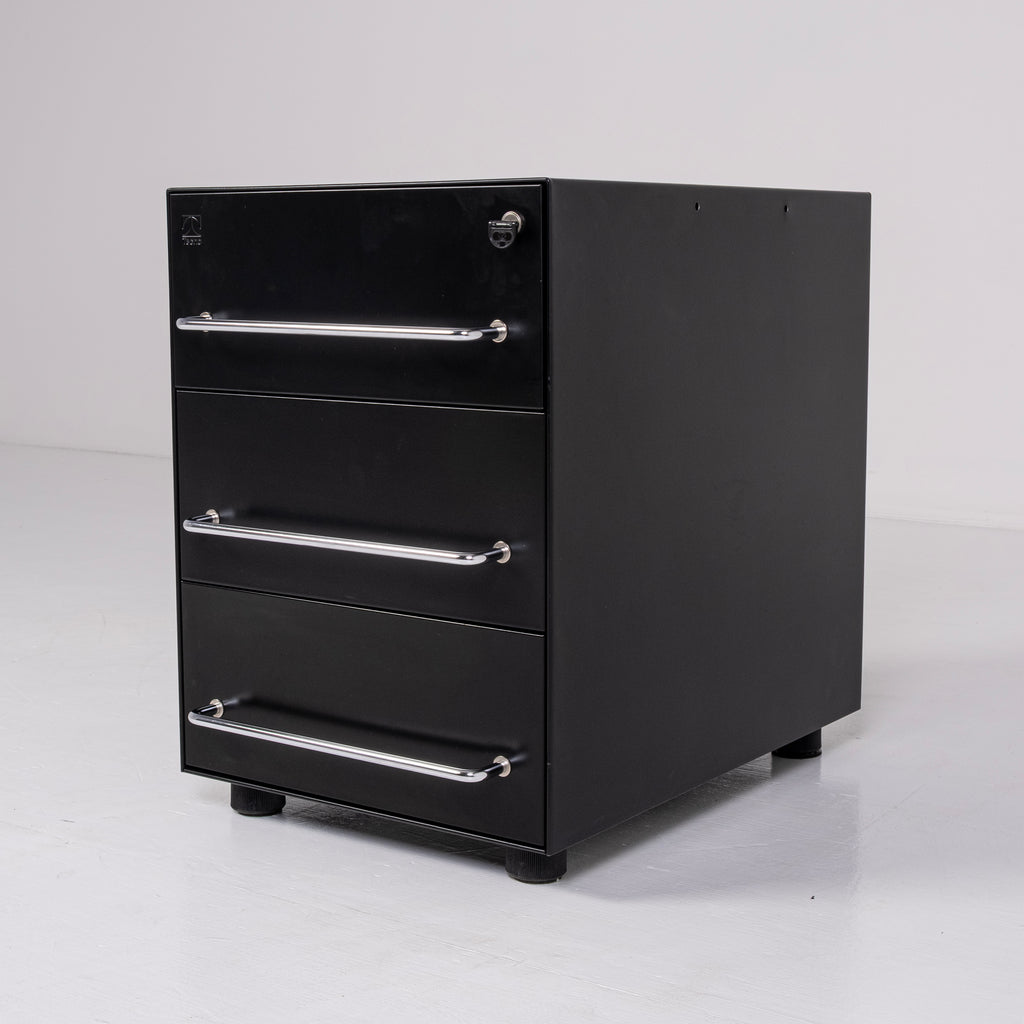 Bureau Nomos de Norman Foster pour Tecno