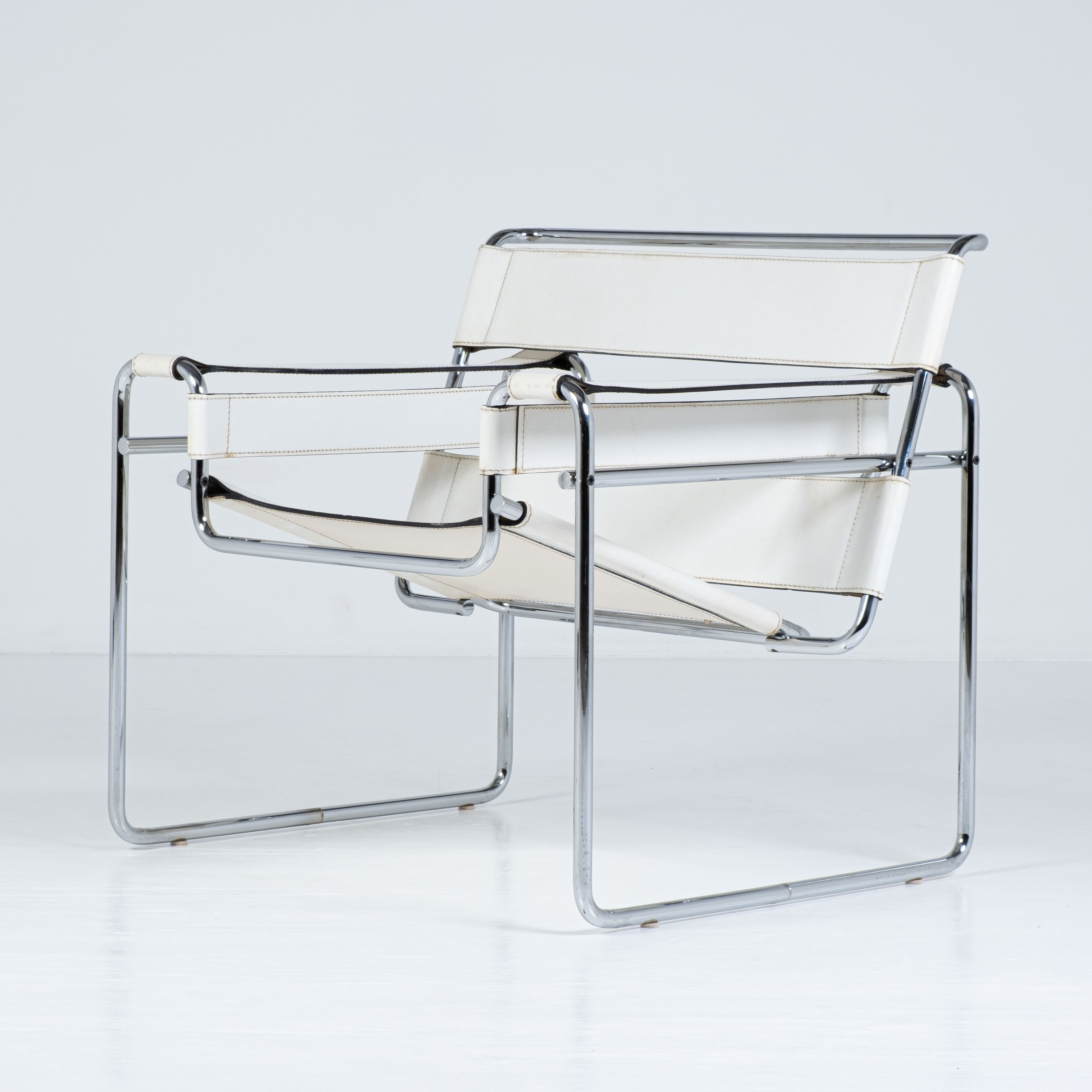 Sedia Wassily (Mod. B3) – design Marcel Breuer per Gavina (Copia)