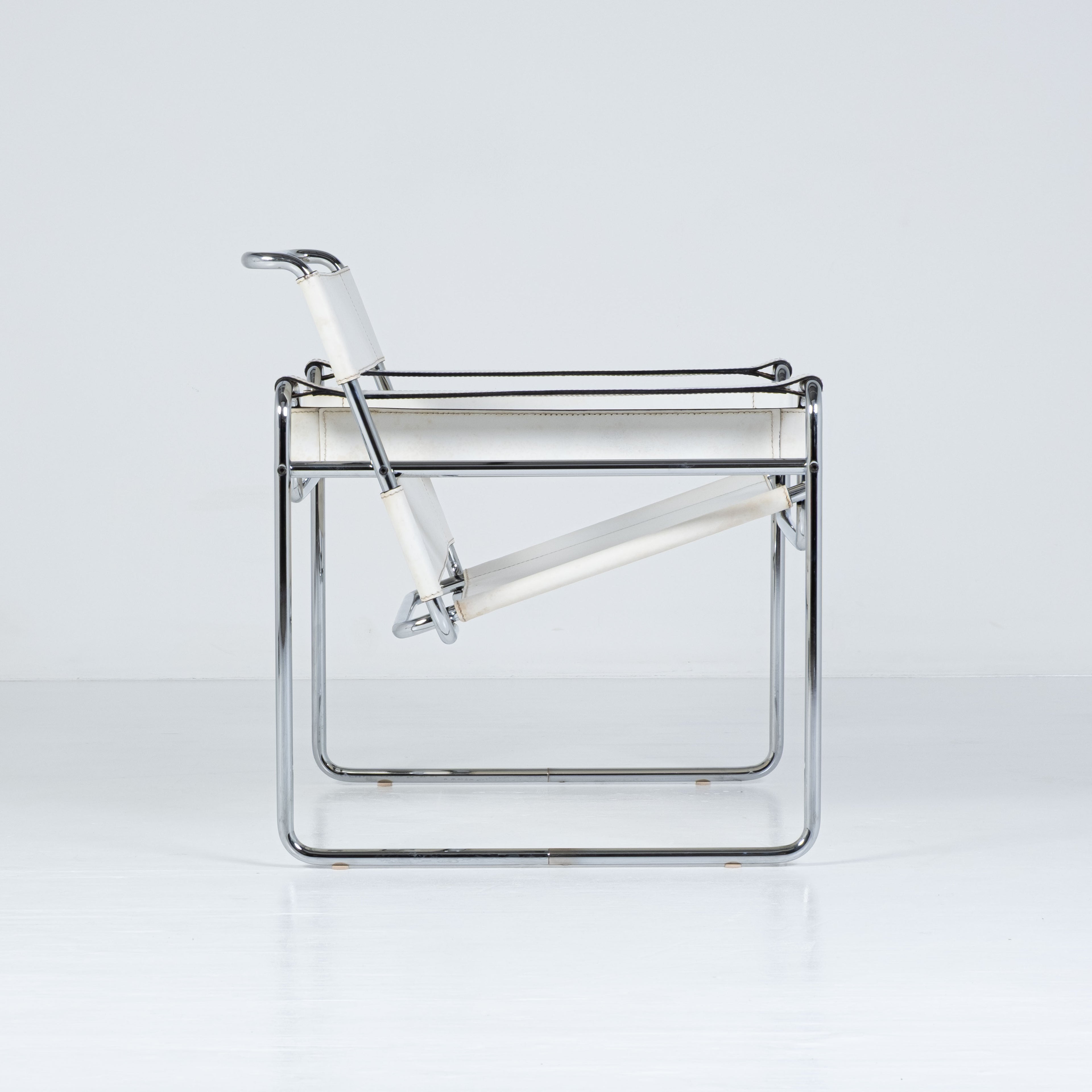 Sedia Wassily (Mod. B3) – design Marcel Breuer per Gavina (Copia)
