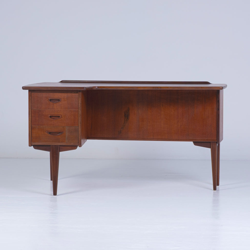 Scrivania Boomerang A10 – Design Scandinavo Anni ’60, Teak