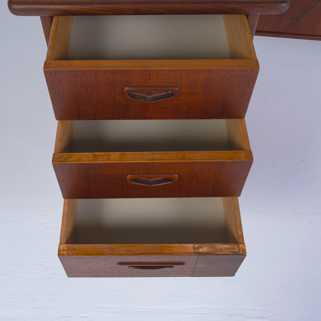 Scrivania Boomerang A10 – Design Scandinavo Anni ’60, Teak