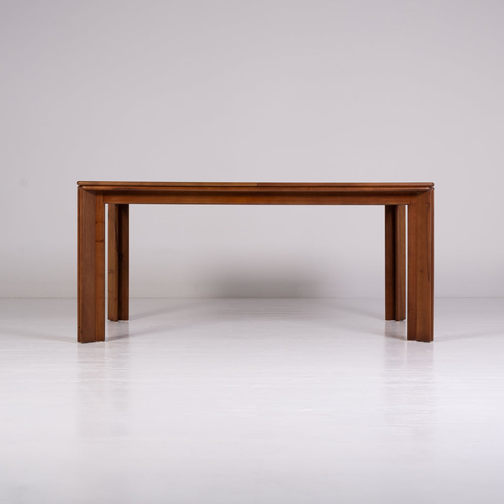 Mou table by Afra and Tobia Scarpa for Molteni