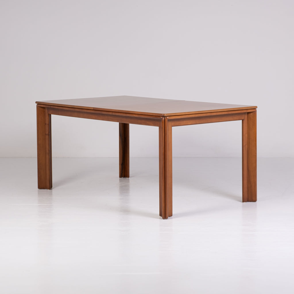 Mou table by Afra and Tobia Scarpa for Molteni