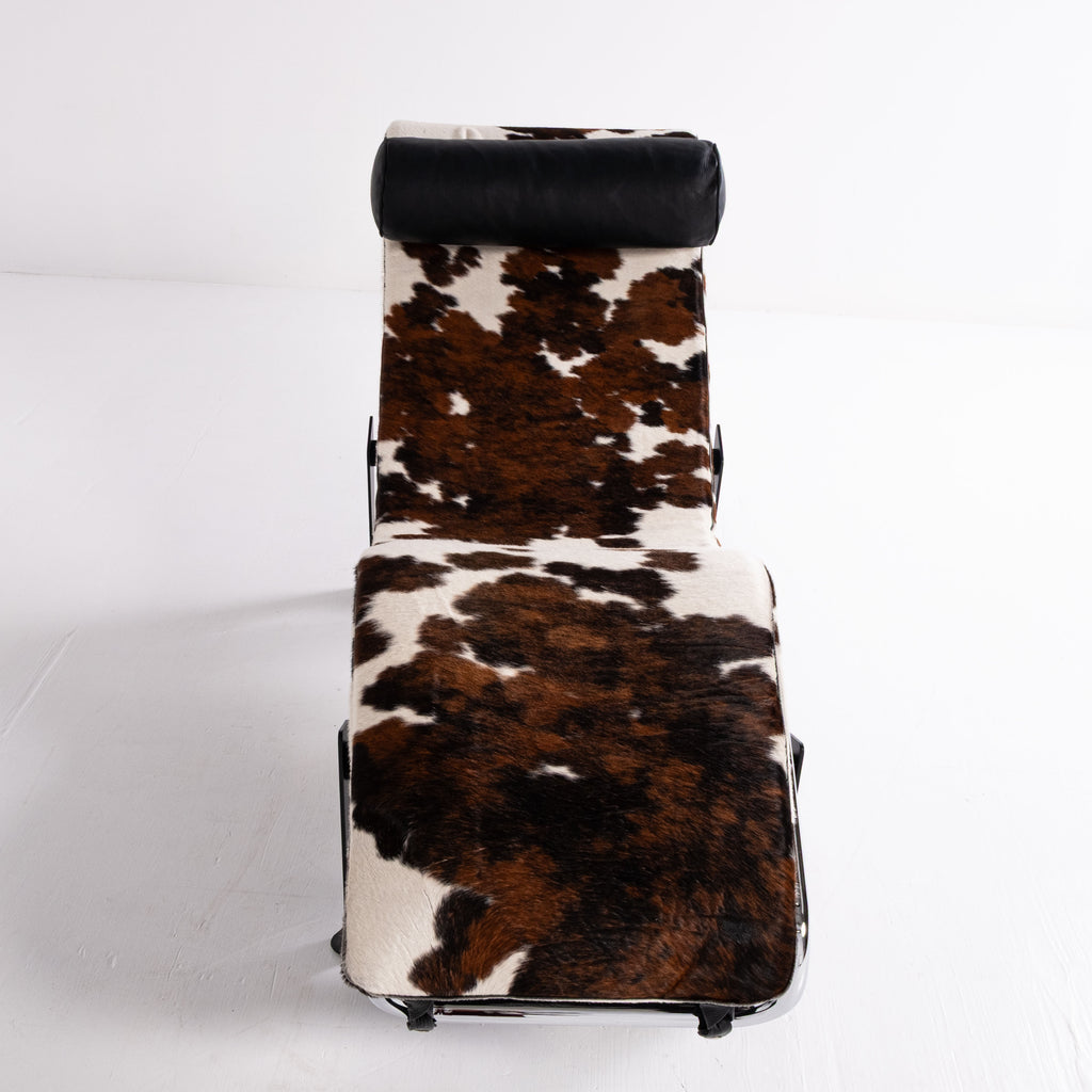 Chaise Longue LC4 di Le Corbusier, Pierre Jeanneret e Charlotte Perriand per Alivar