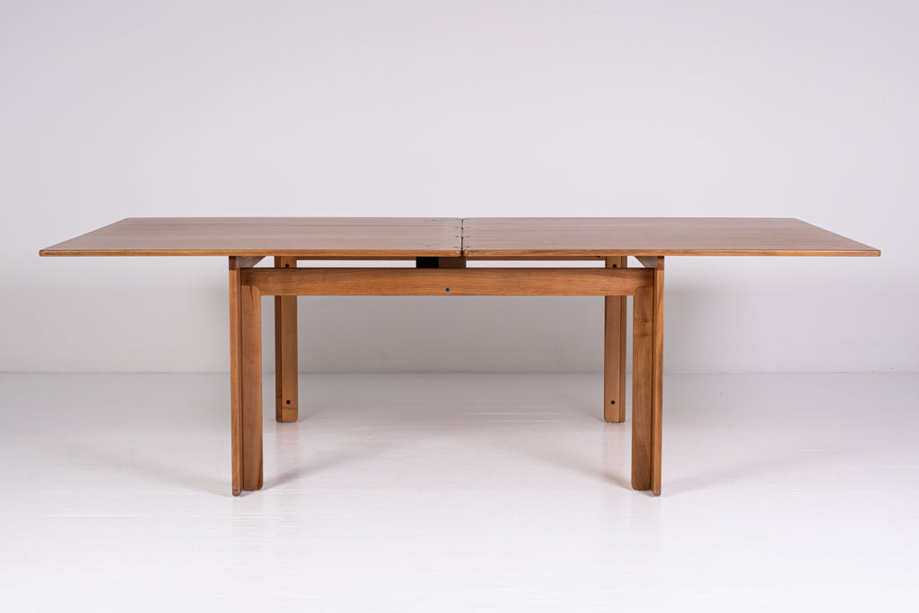 Tavolo 778 di Afra e Tobia Scarpa per Cassina