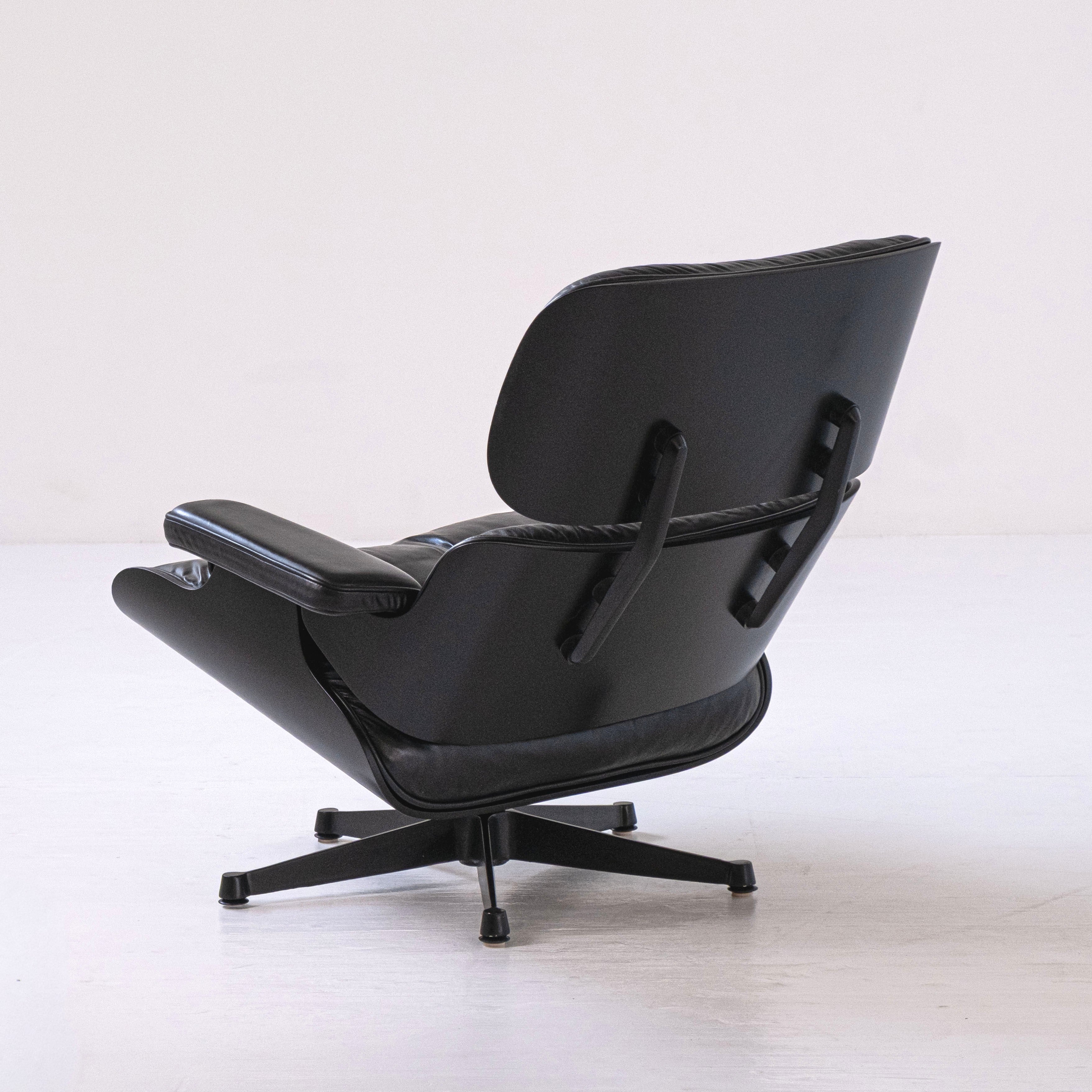 Lounge chair - Herman Miller, ICF - Charles & Ray Eames