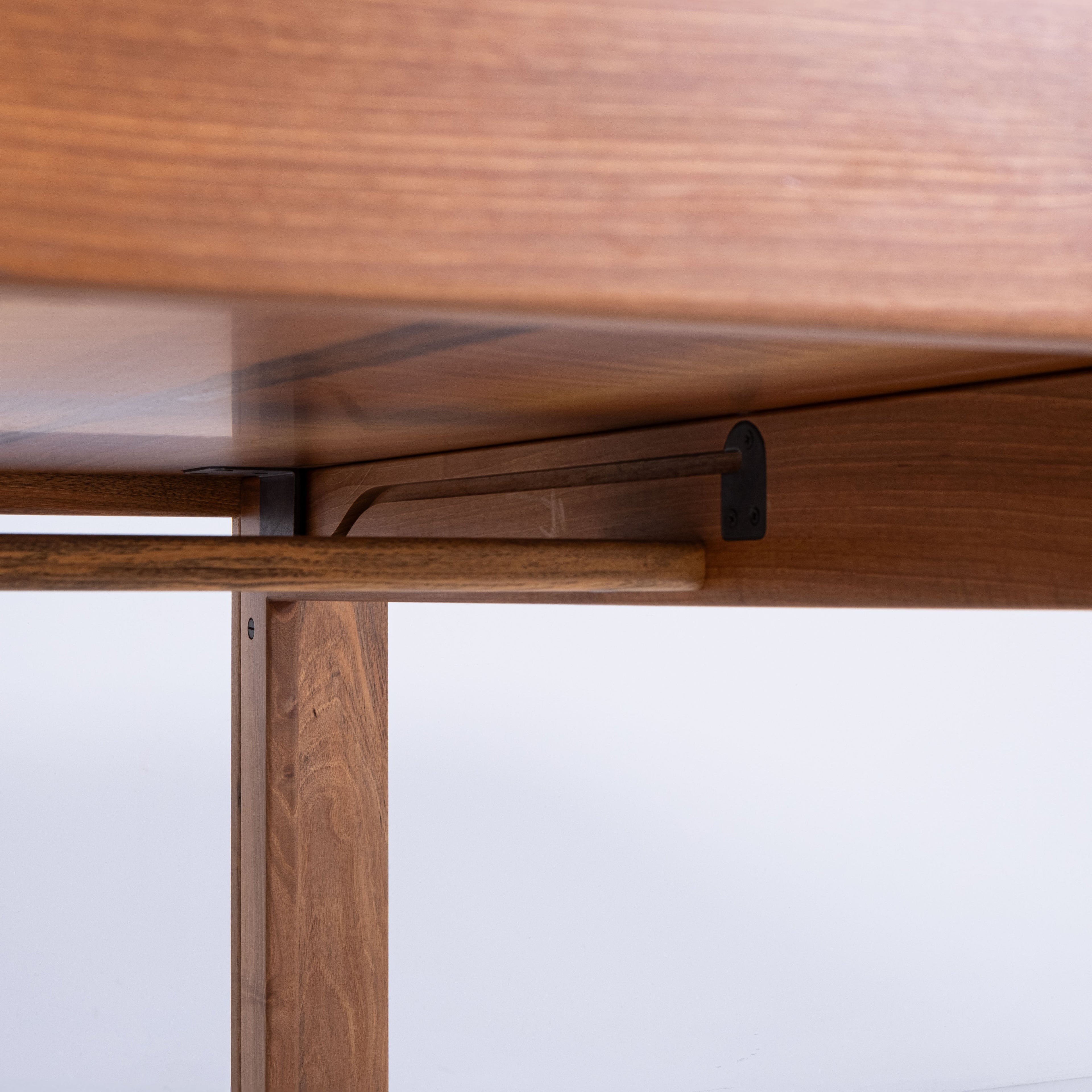 Tavolo 778 di Afra e Tobia Scarpa per Cassina