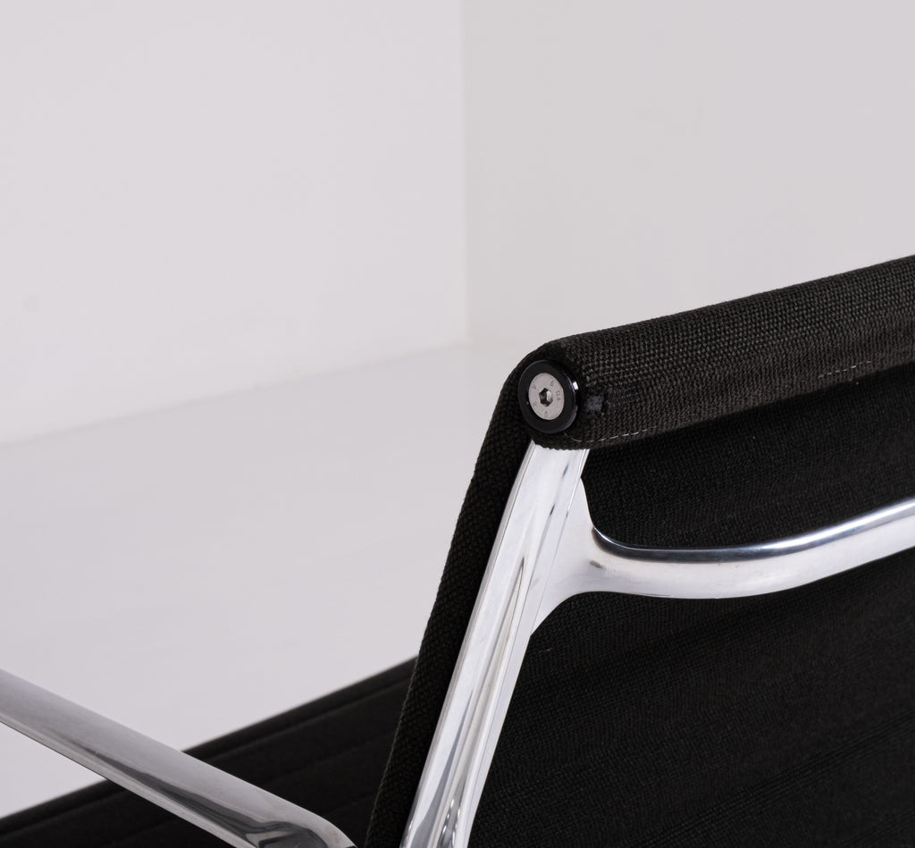Office design chair - Eames, Ray Eames EA117