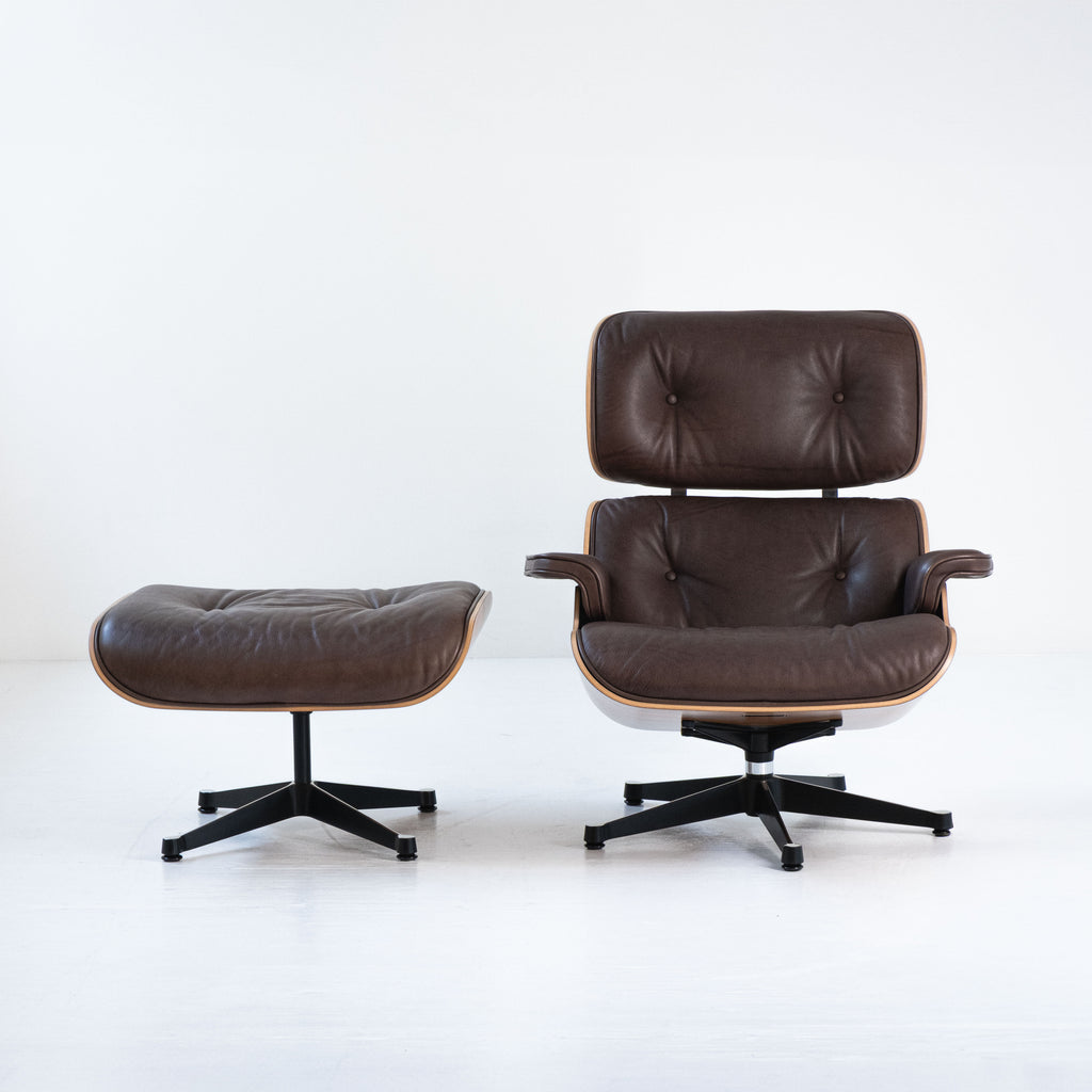 Lounge Chair & Ottoman – Charles & Ray Eames for Vitra