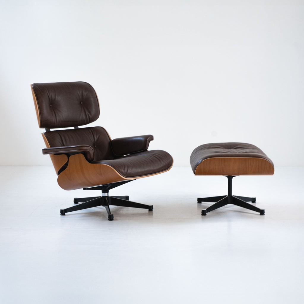 Lounge Chair & Ottoman – Charles & Ray Eames for Vitra
