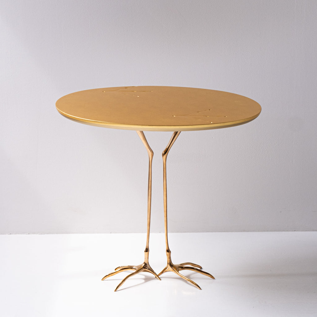 Tavolino Traccia di Meret Oppenheim per Cassina – Icona Surrealista del Design