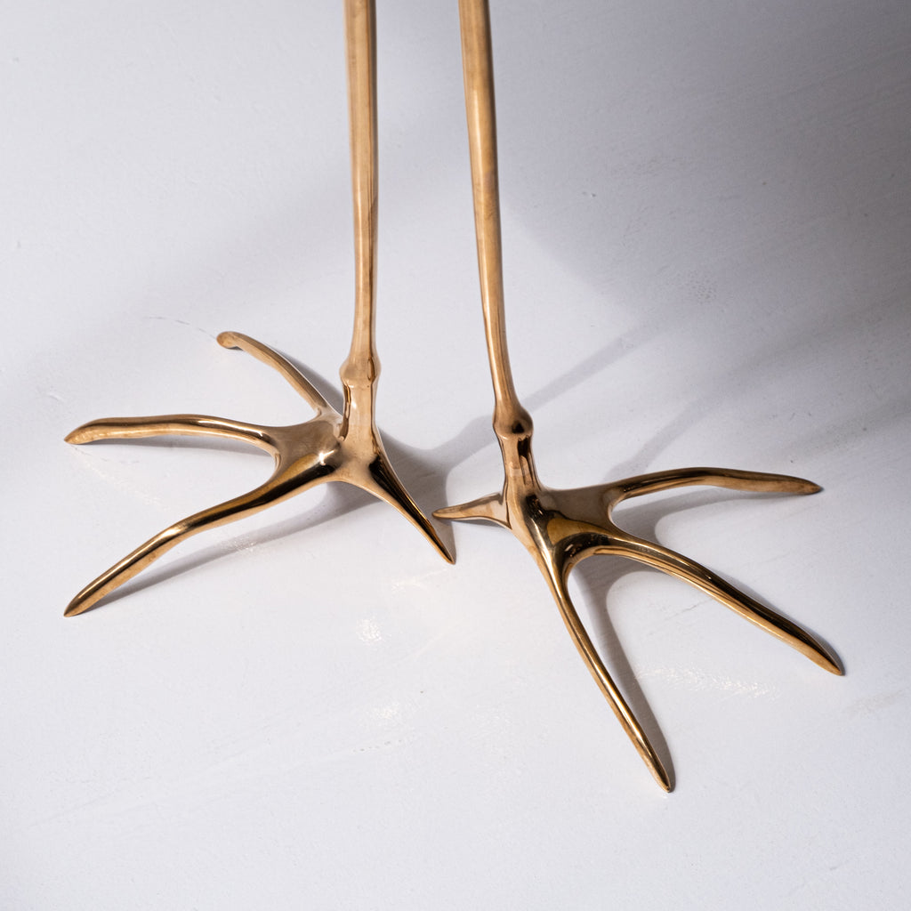 Tavolino Traccia di Meret Oppenheim per Cassina – Icona Surrealista del Design