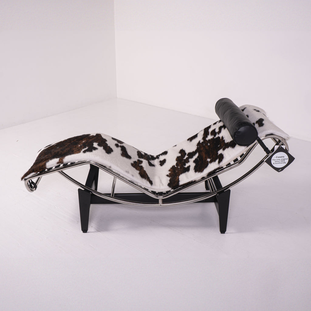 Chaise Longue LC4 di Le Corbusier, Pierre Jeanneret e Charlotte Perriand per Alivar