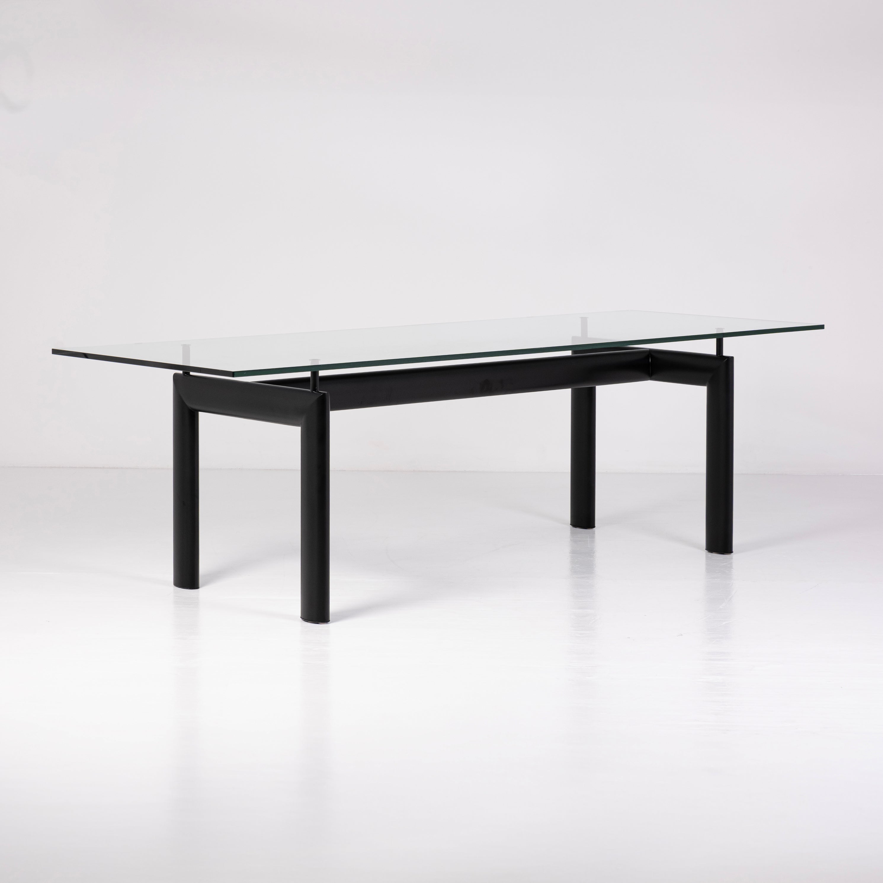 Tavolo LC6 – Design Le Corbusier per Cassina