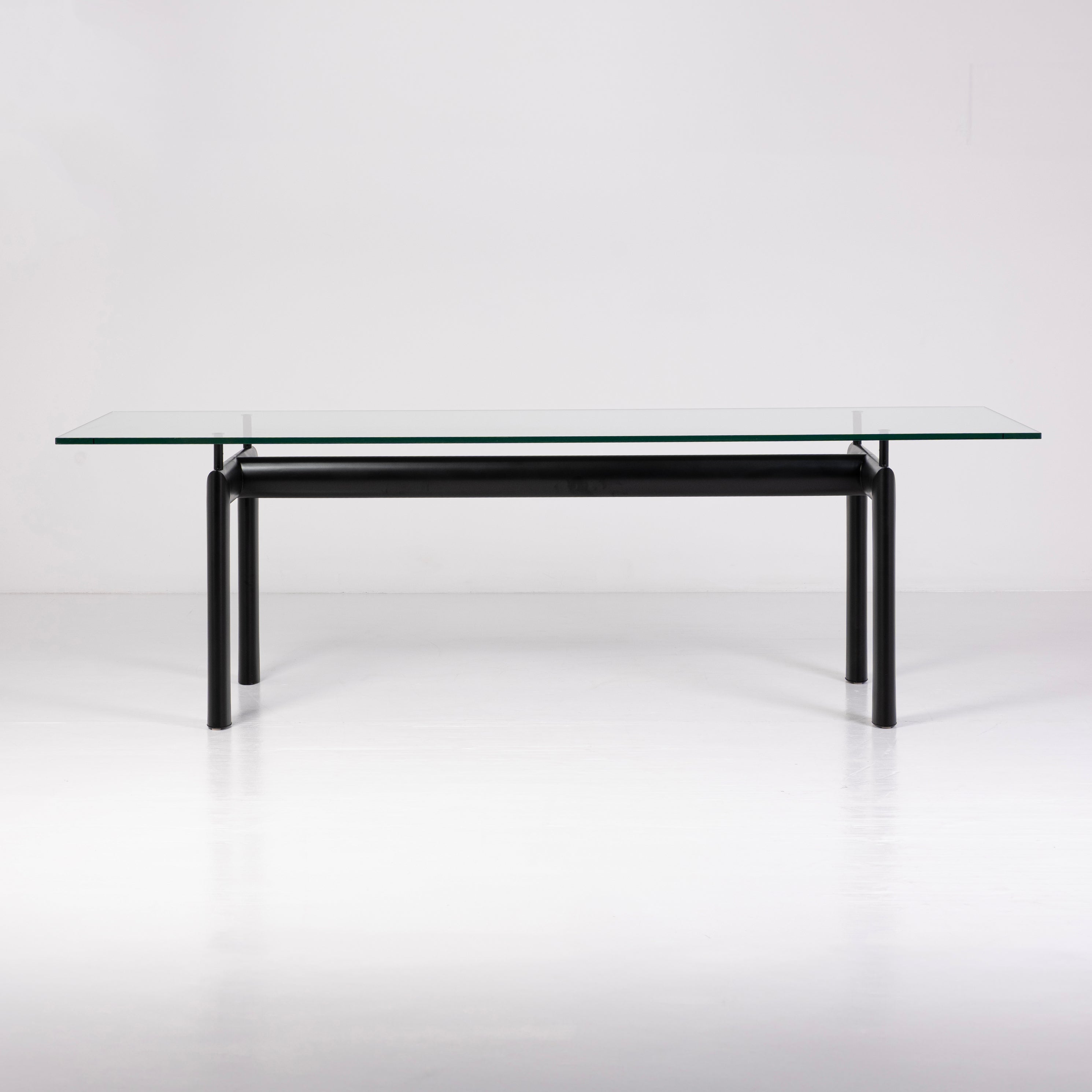Tavolo LC6 – Design Le Corbusier per Cassina