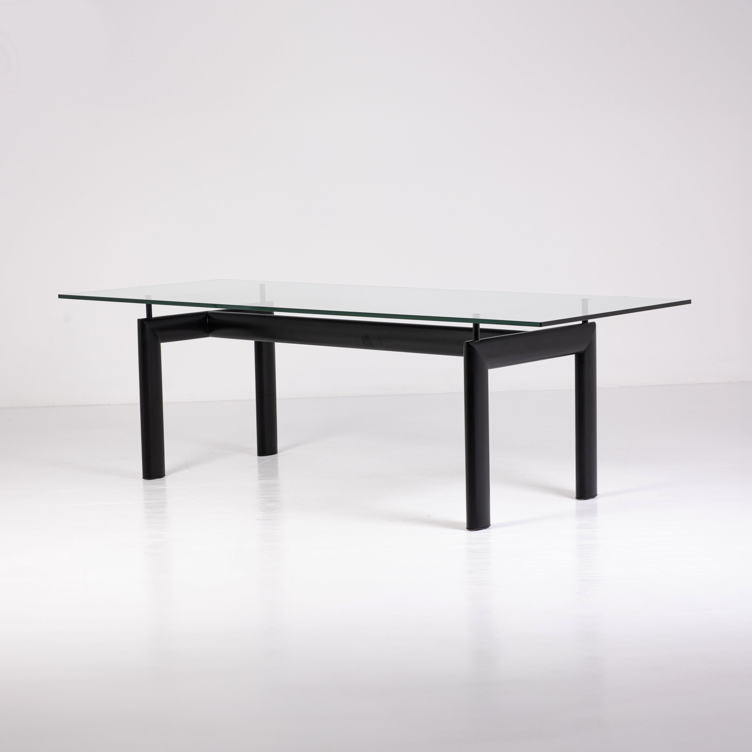 Tavolo LC6 – Design Le Corbusier per Cassina
