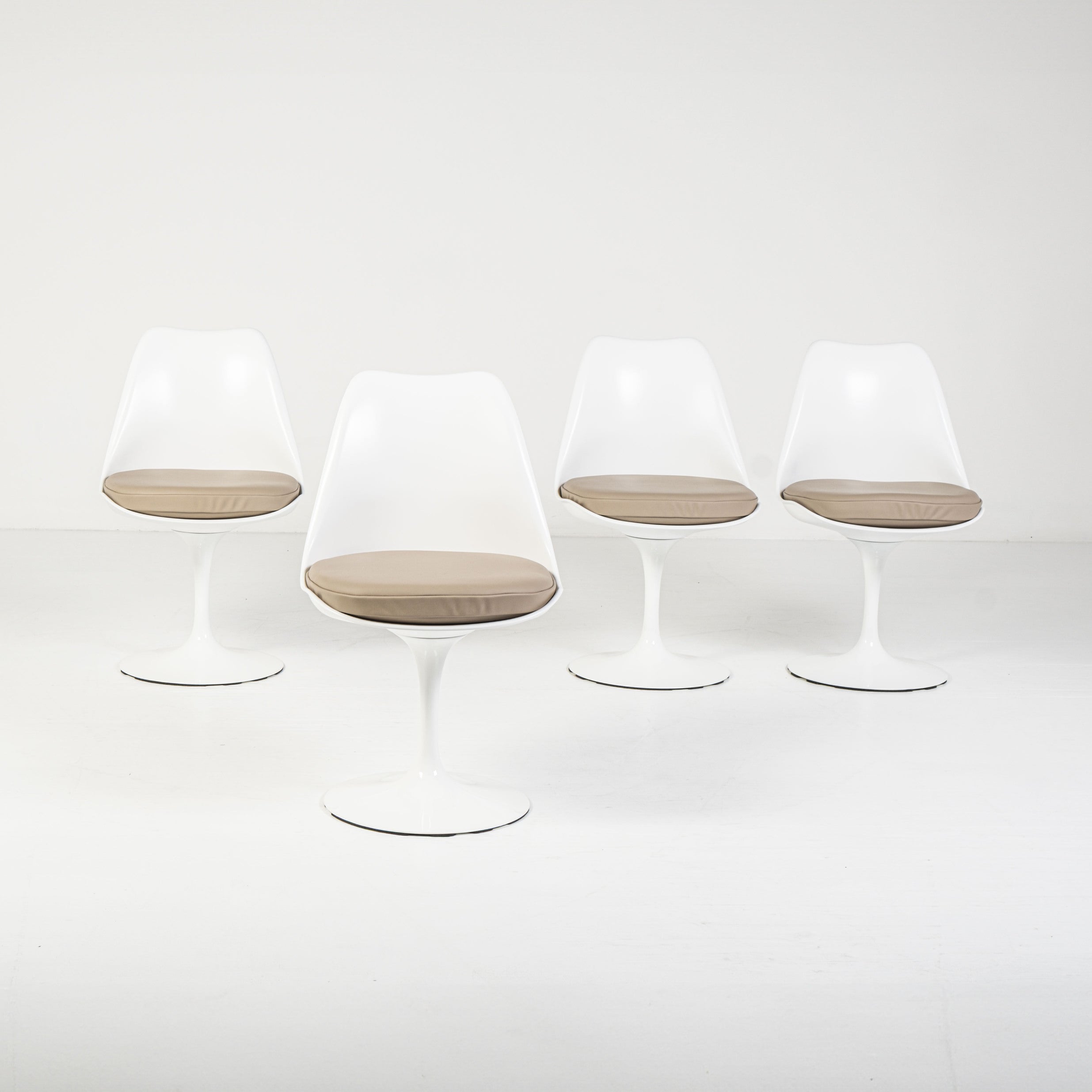 Set di 4 Sedie Tulip di Eero Saarinen per Knoll