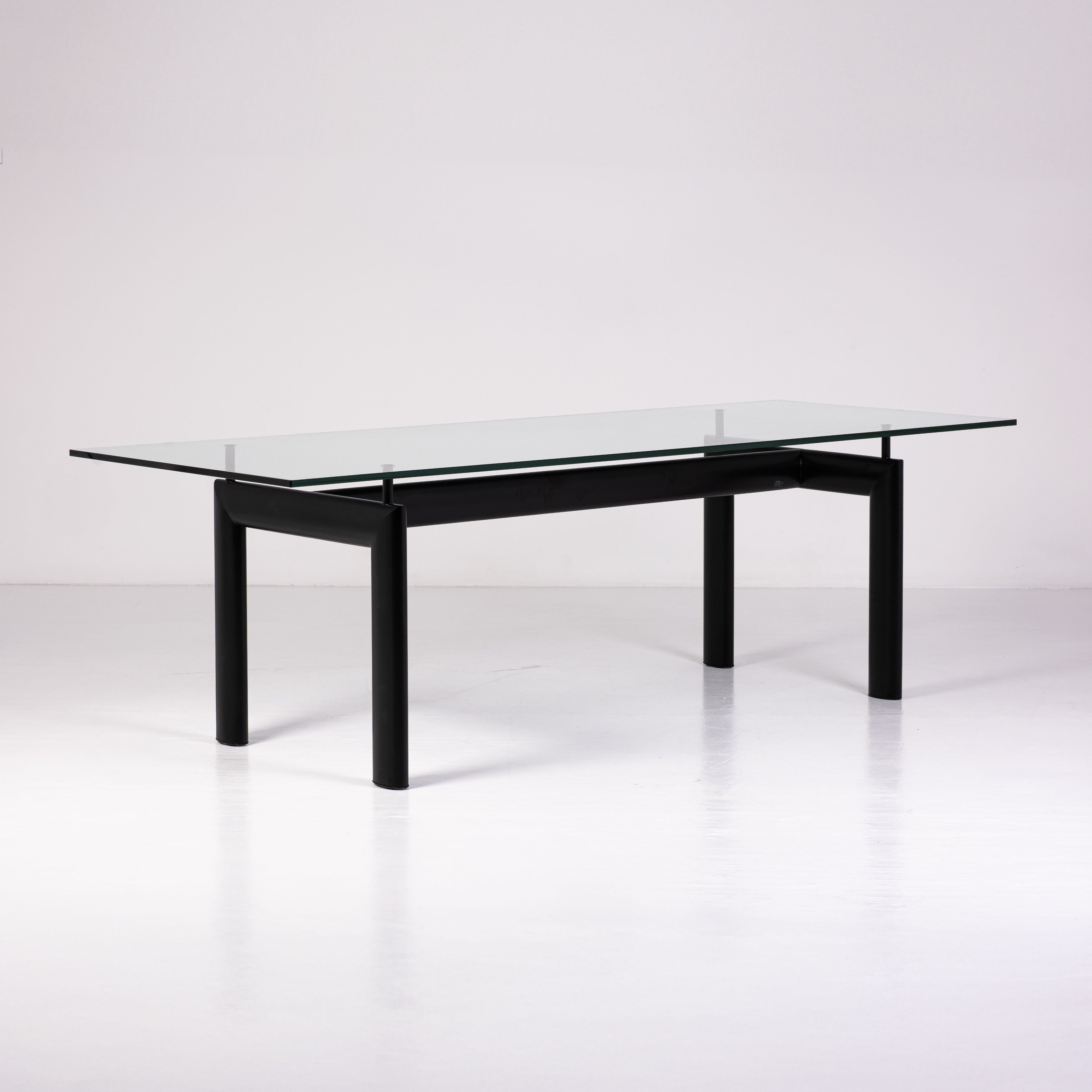Tavolo LC6 – Design Le Corbusier per Cassina