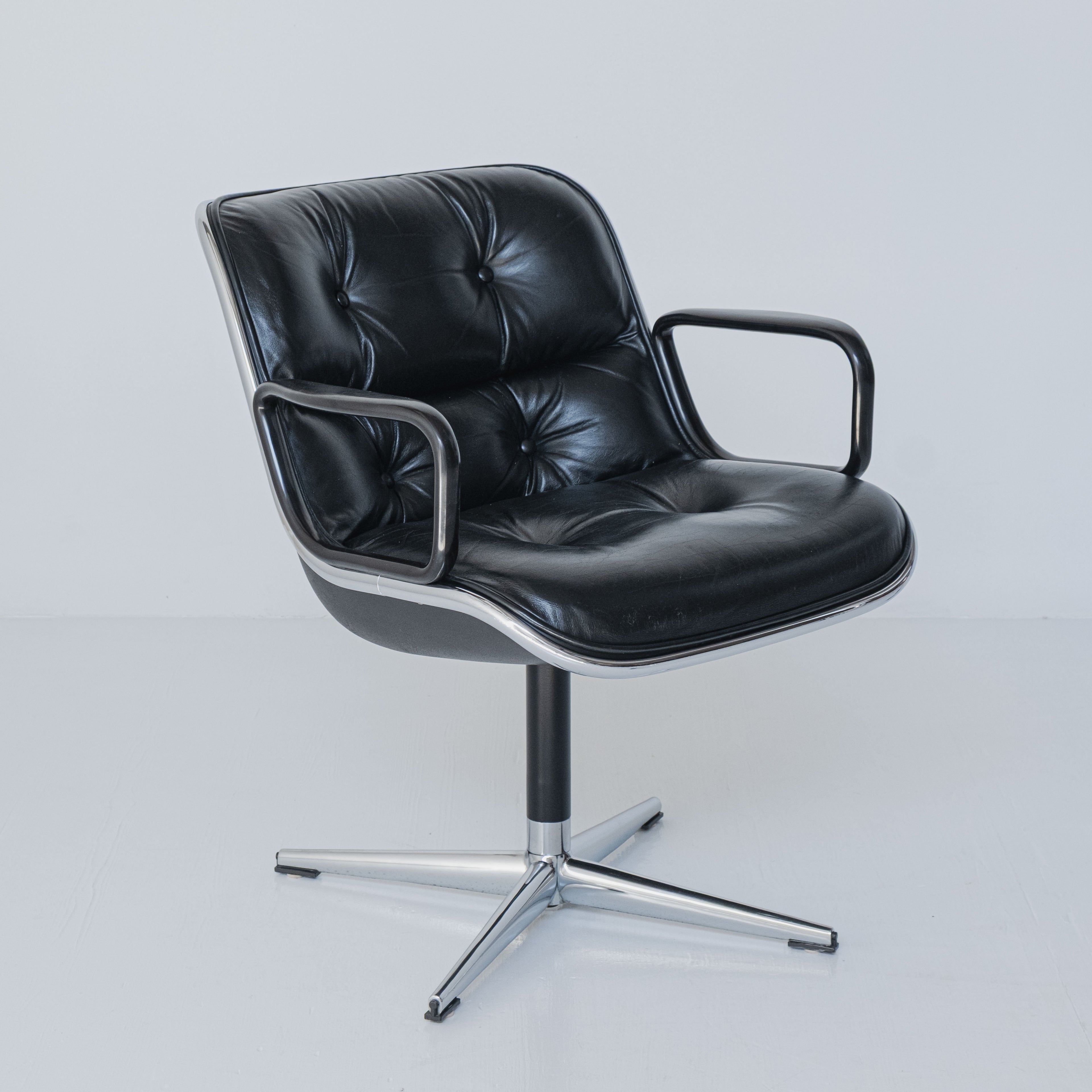 Chaise de bureau Executive de Charles Pollock pour Knoll