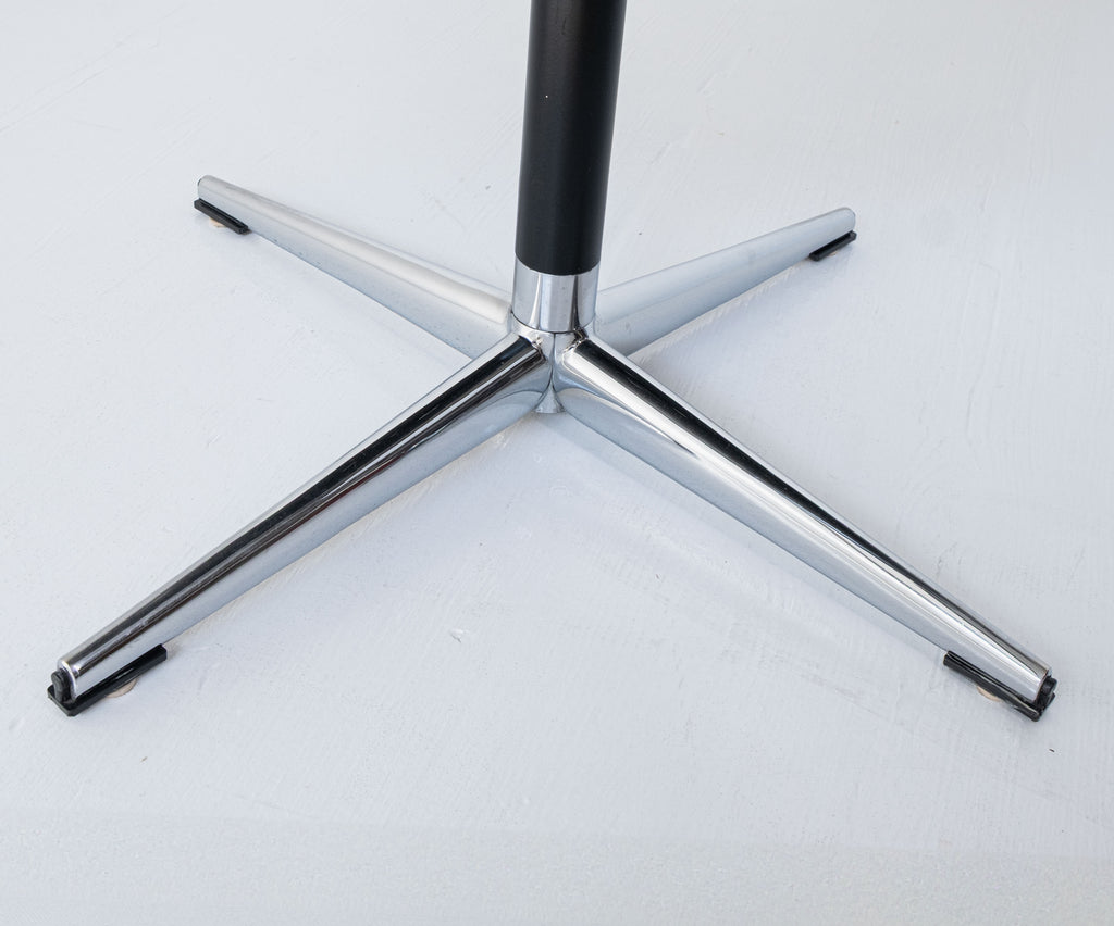 Chaise de bureau Executive de Charles Pollock pour Knoll