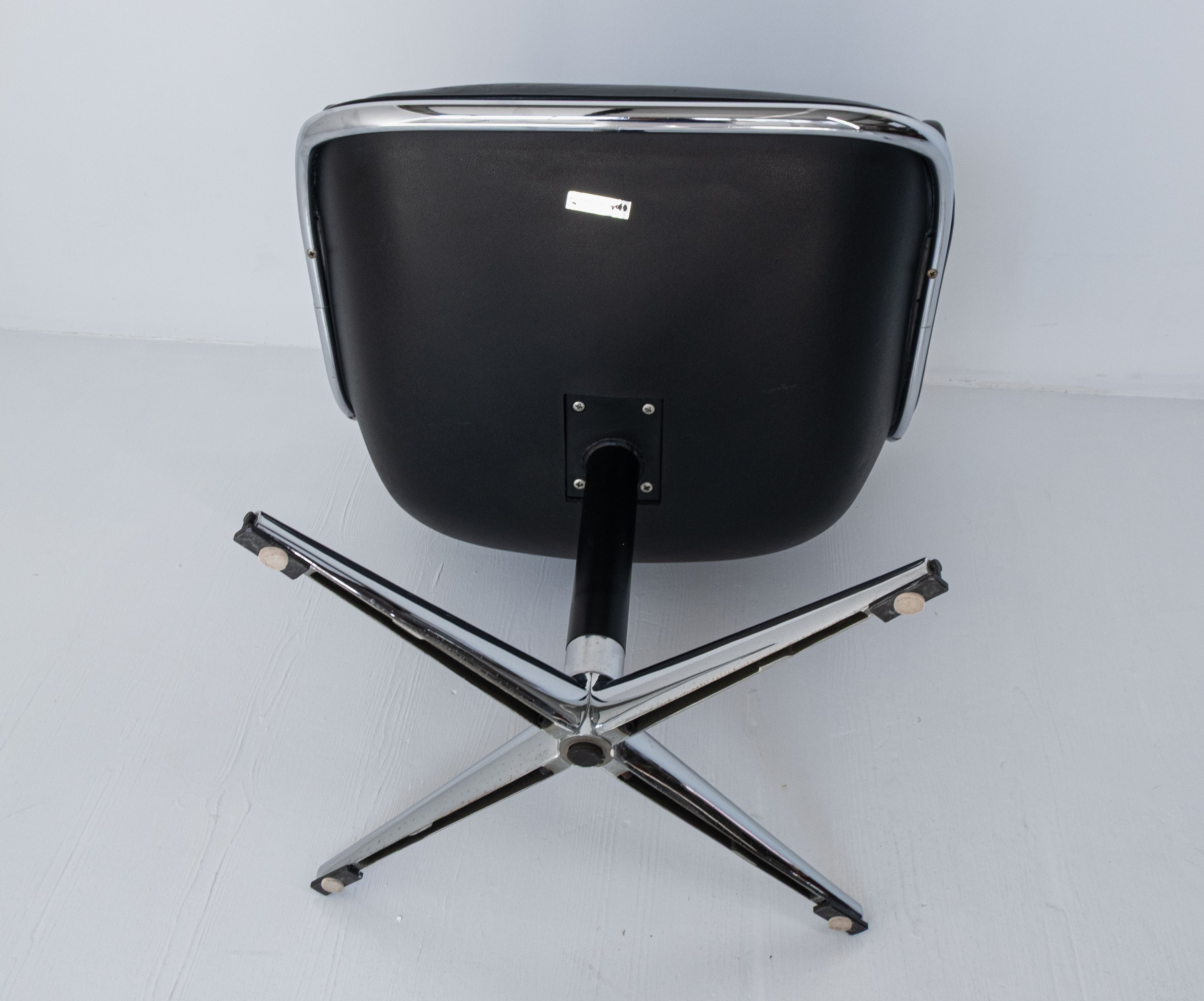 Chaise de bureau Executive de Charles Pollock pour Knoll