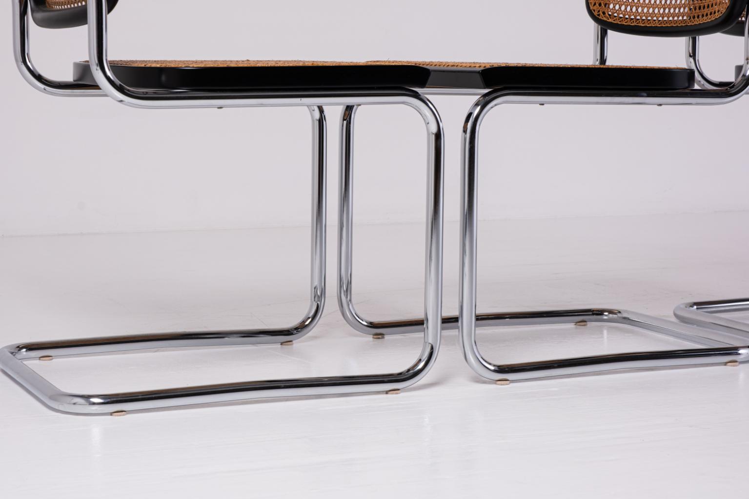 Lot de 4 chaises Cesca Chair de Marcel Breuer – Production Gavina