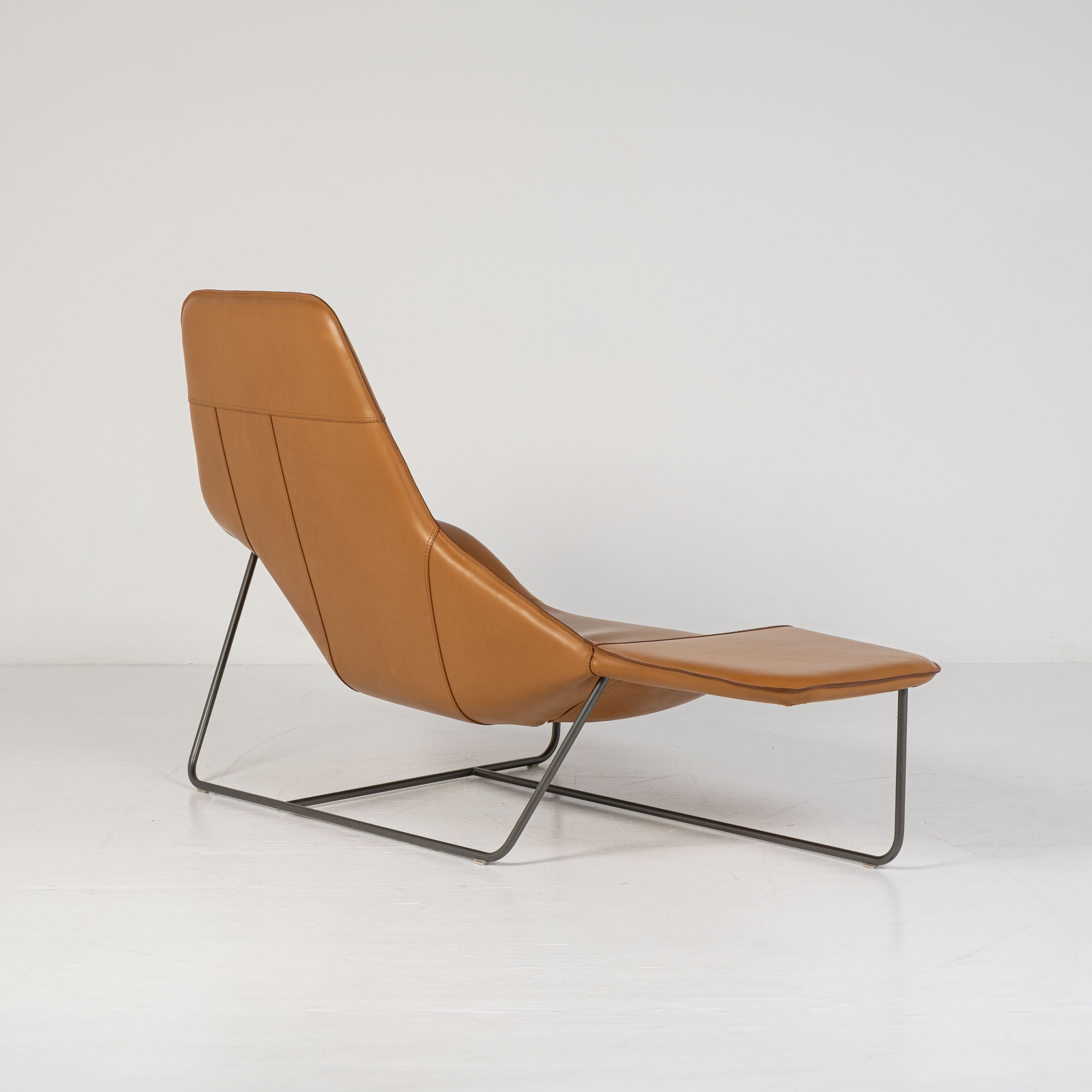 Chaise Longue Lama 921 di Ludovica + Roberto Palomba per Zanotta