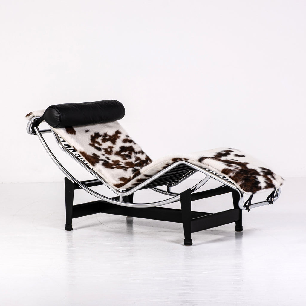 LC4 Chaise Longue by Le Corbusier, Pierre Jeanneret and Charlotte Perriand for Alivar