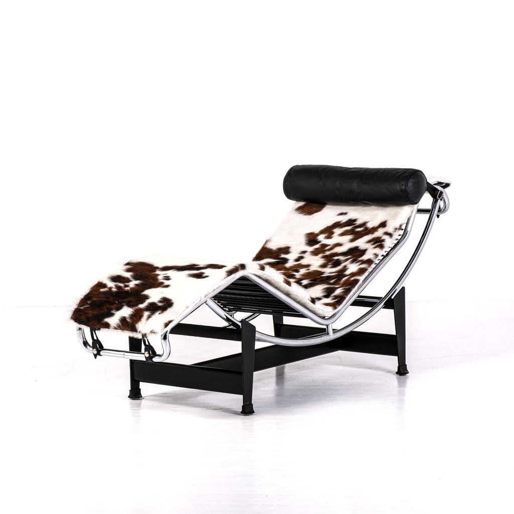 LC4 Chaise Longue by Le Corbusier, Pierre Jeanneret and Charlotte Perriand for Alivar