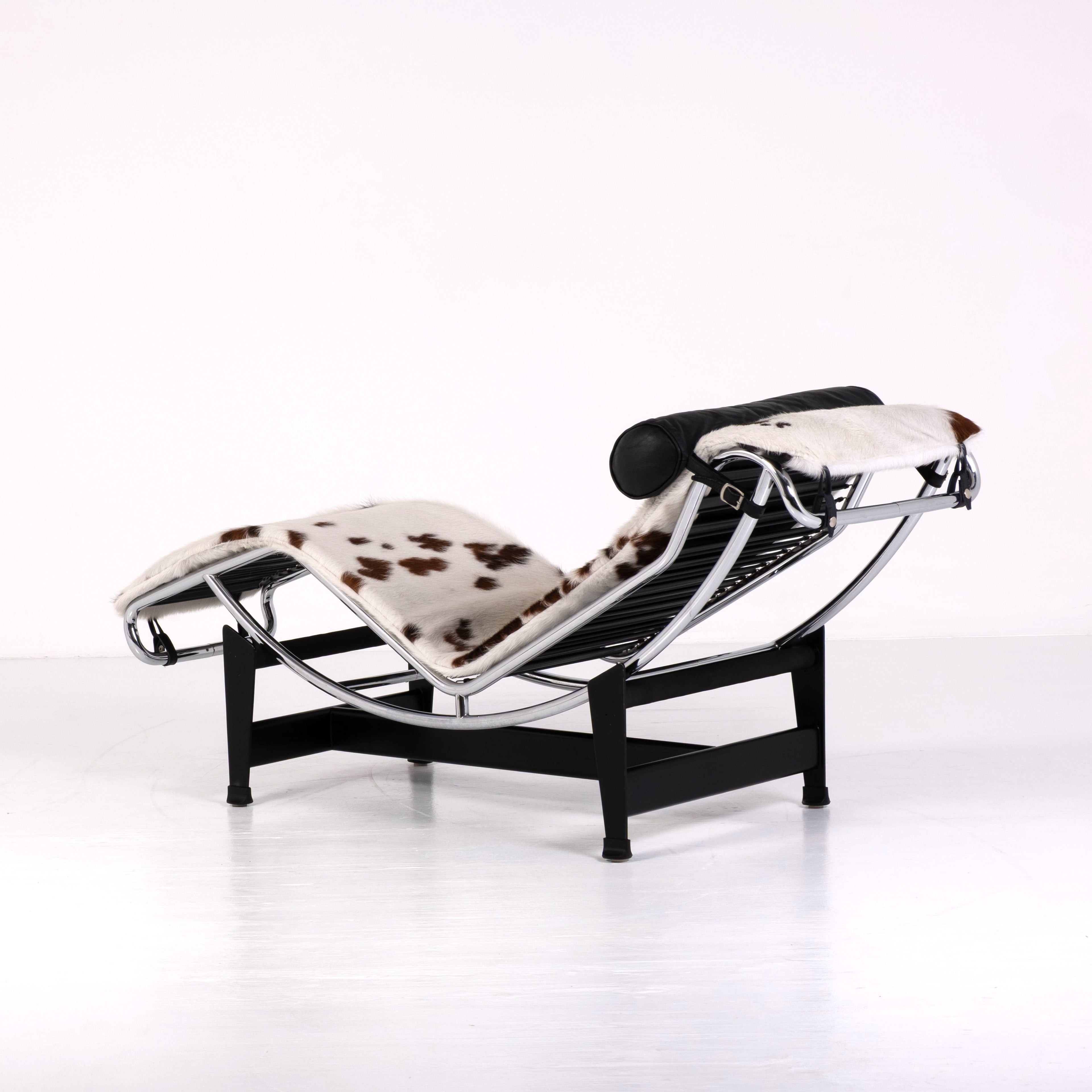 LC4 Chaise Longue by Le Corbusier, Pierre Jeanneret and Charlotte Perriand for Alivar