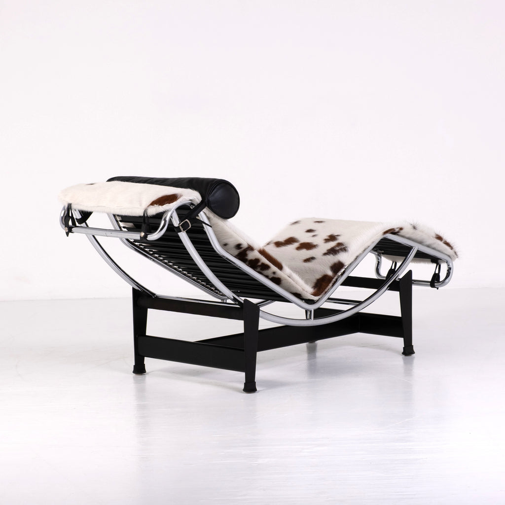 LC4 Chaise Longue by Le Corbusier, Pierre Jeanneret and Charlotte Perriand for Alivar