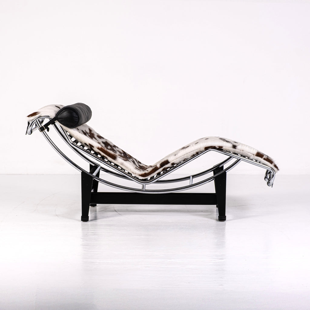 LC4 Chaise Longue by Le Corbusier, Pierre Jeanneret and Charlotte Perriand for Alivar