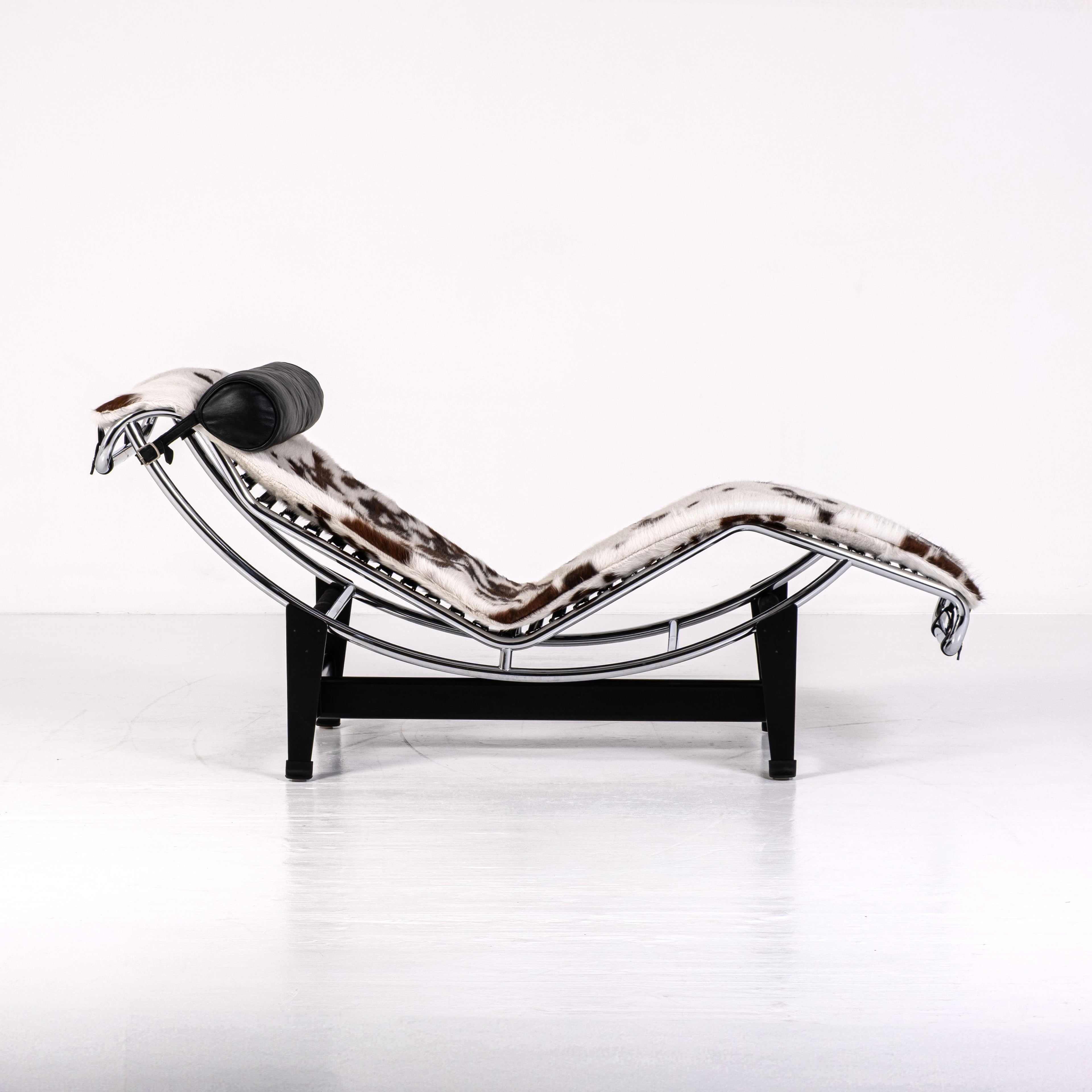 LC4 Chaise Longue by Le Corbusier, Pierre Jeanneret and Charlotte Perriand for Alivar