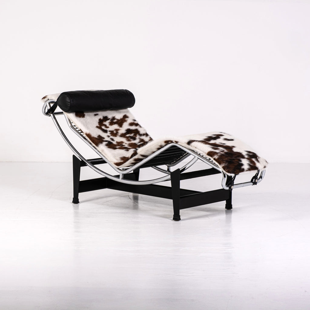 LC4 Chaise Longue by Le Corbusier, Pierre Jeanneret and Charlotte Perriand for Alivar