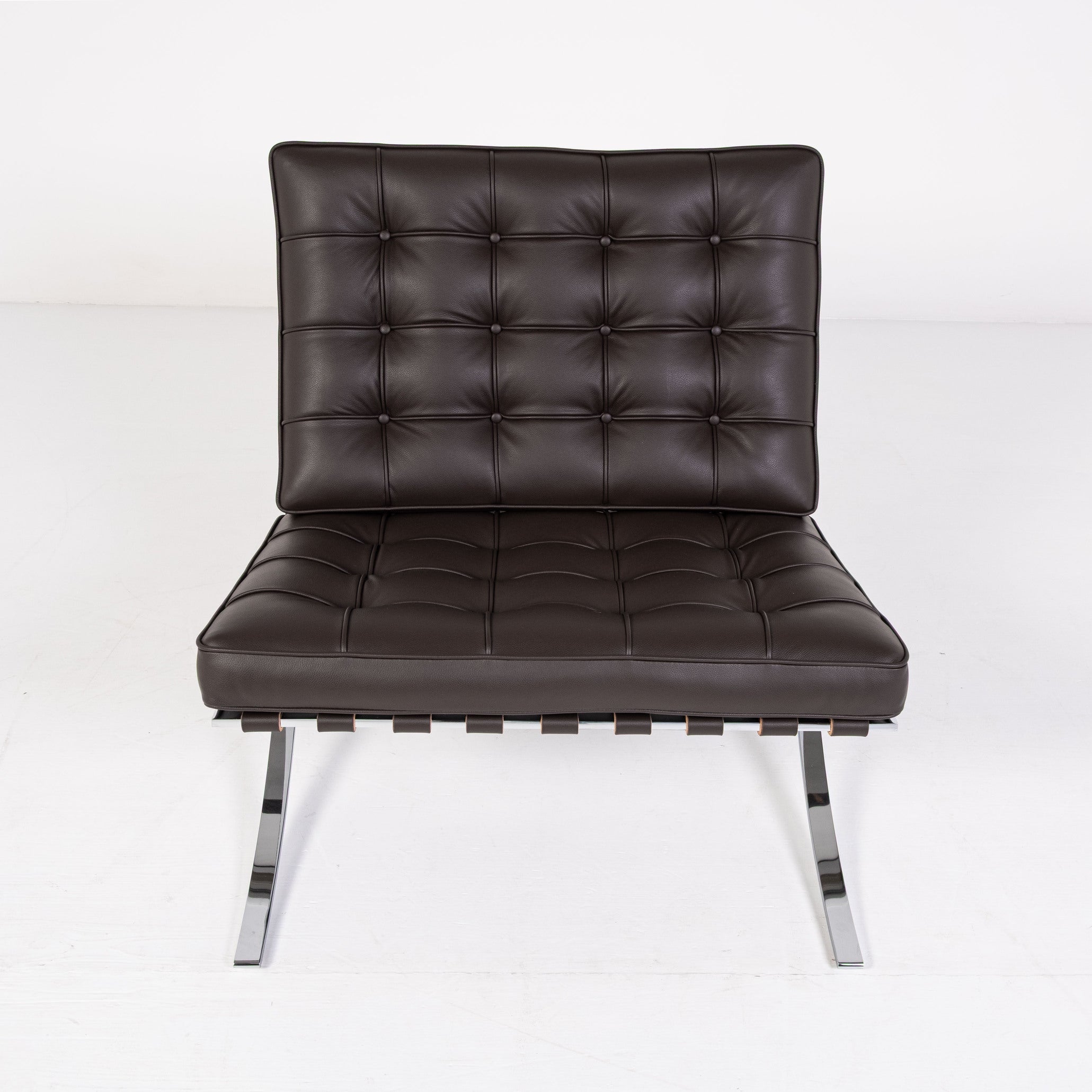 Poltrona Barcelona di Ludwig Mies van der Rohe e Lilly Reich per Knoll