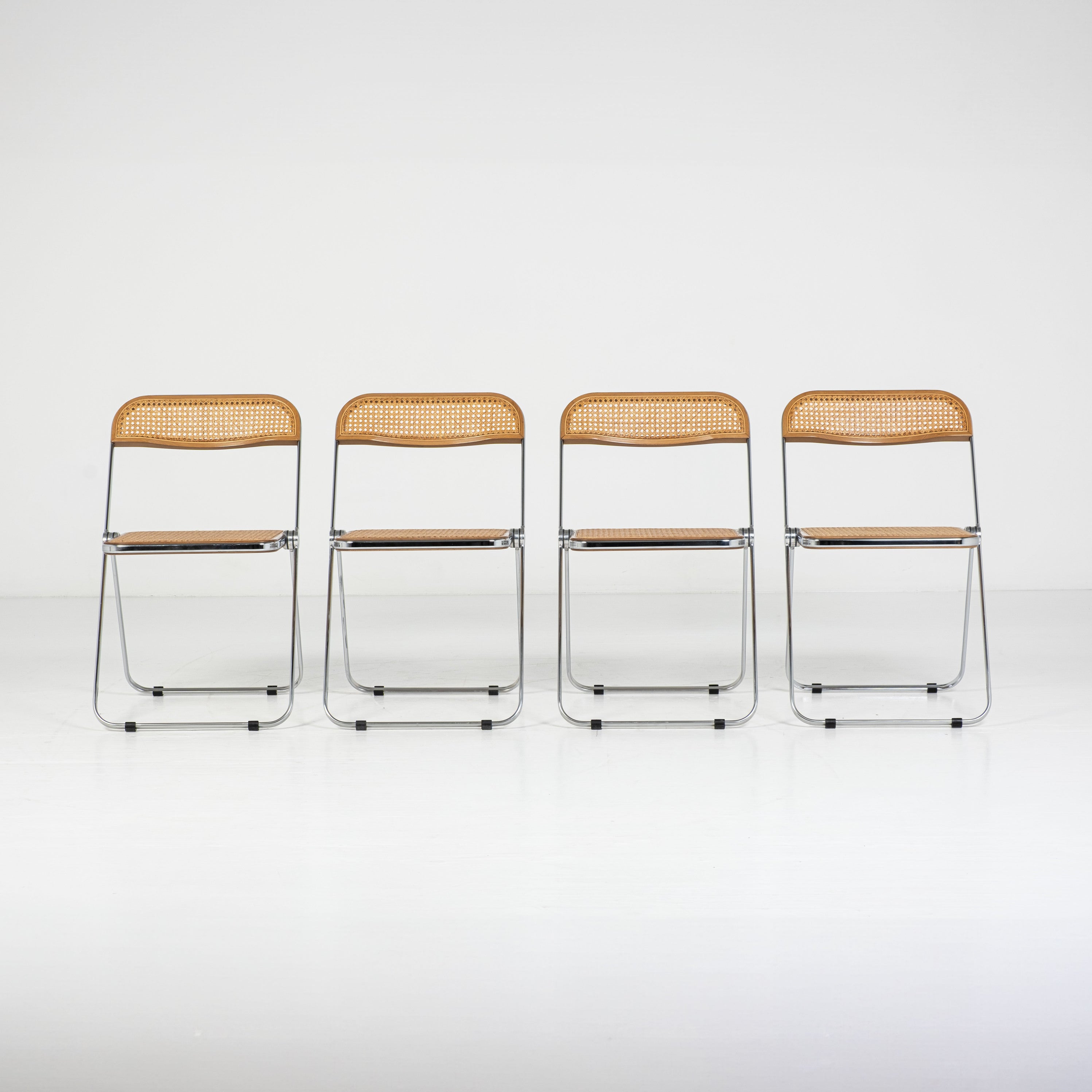 Set di 4 Sedie Plia Cané – Design Giancarlo Piretti per Anonima Castelli