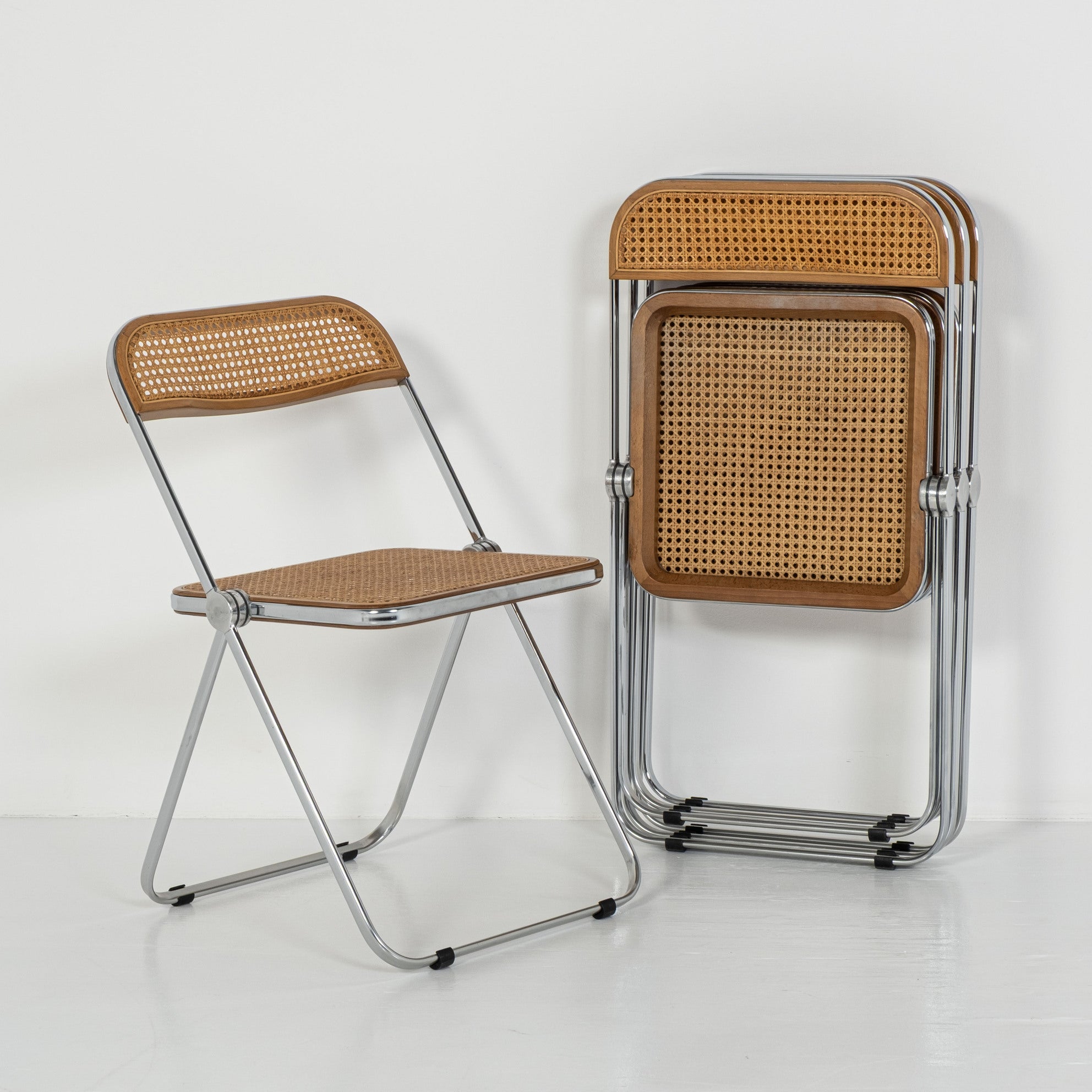 Set di 4 Sedie Plia Cané – Design Giancarlo Piretti per Anonima Castelli