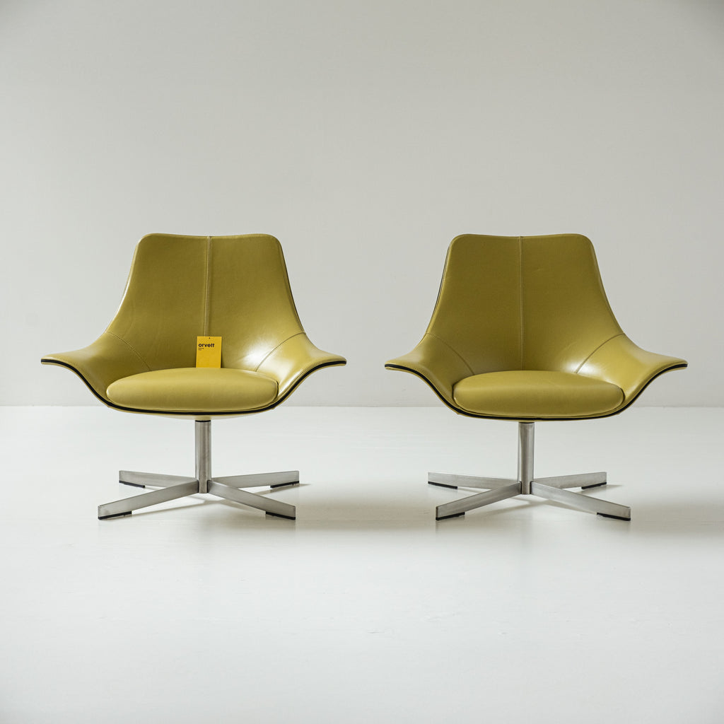 Coppia di Poltroncine 2Leather – Design Rodolfo Dordoni per Matteo Grassi