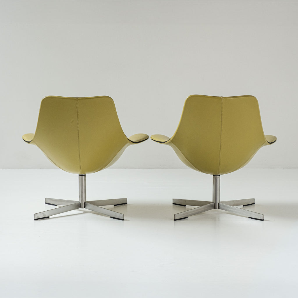 Coppia di Poltroncine 2Leather – Design Rodolfo Dordoni per Matteo Grassi