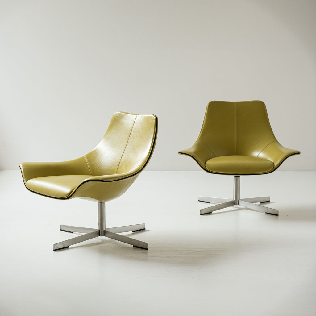 Coppia di Poltroncine 2Leather – Design Rodolfo Dordoni per Matteo Grassi