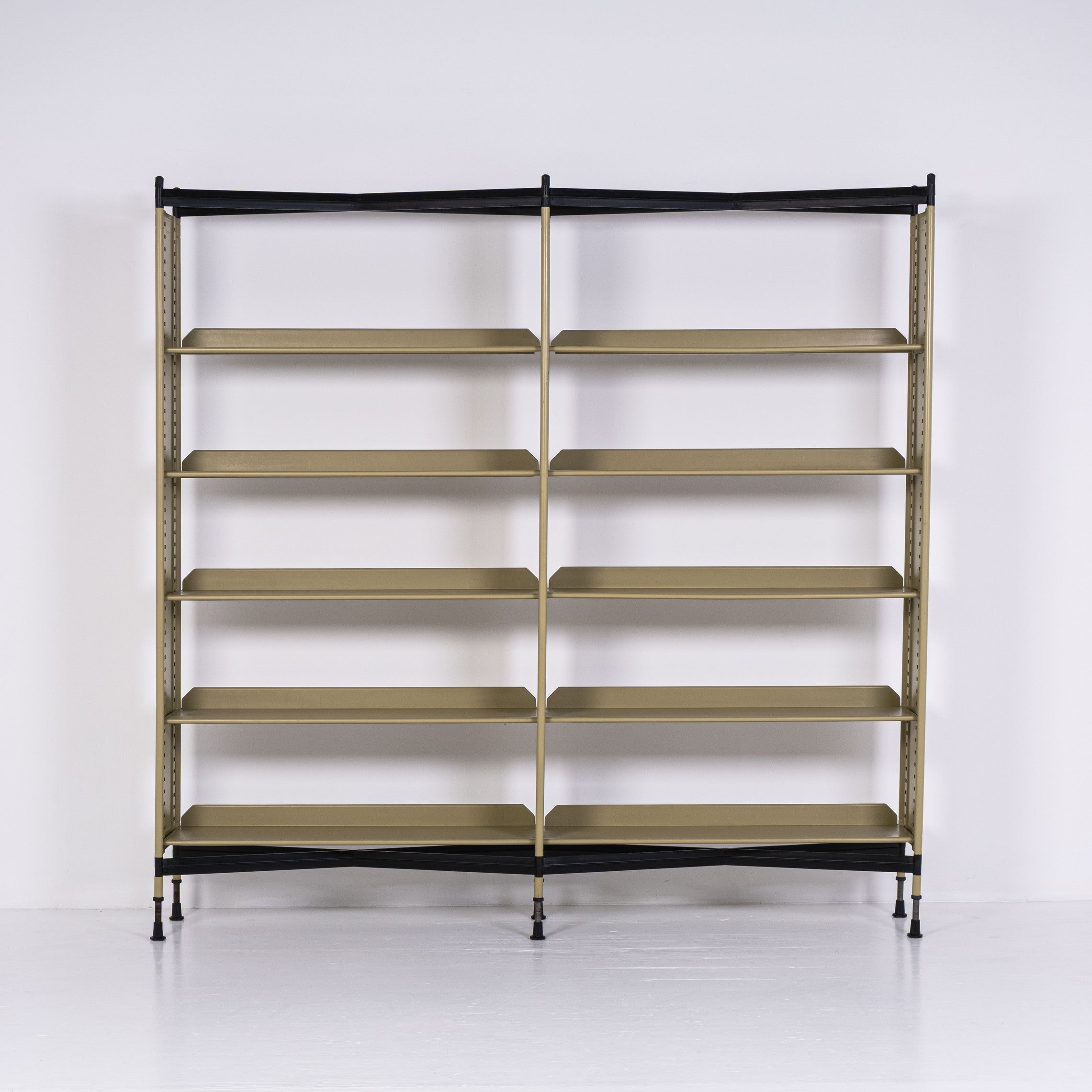 Libreria Spazio – Design Studio BBPR per Olivetti