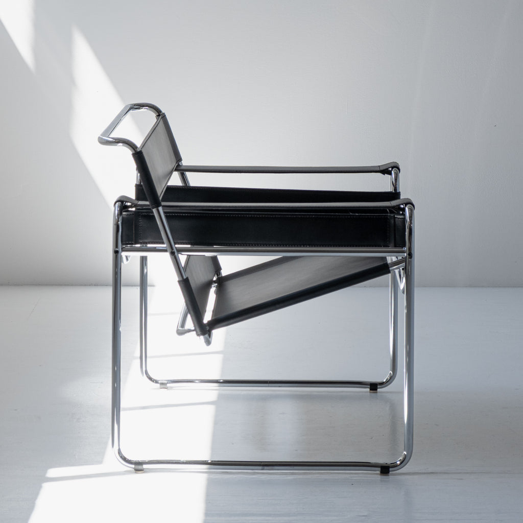Chaise Wassily B3 – design Marcel Breuer pour Knoll
